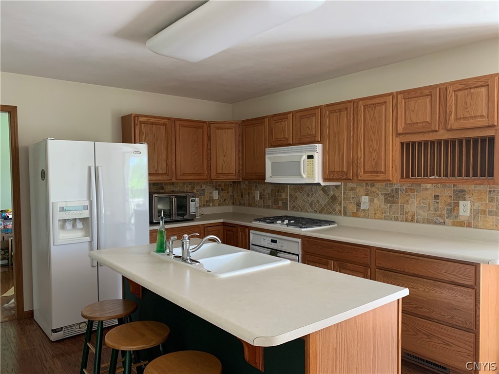 512 Shackelton Point Road Sullivan, NY 13030 - Photo 6 of 32 The cabinets a gleaming and pristine