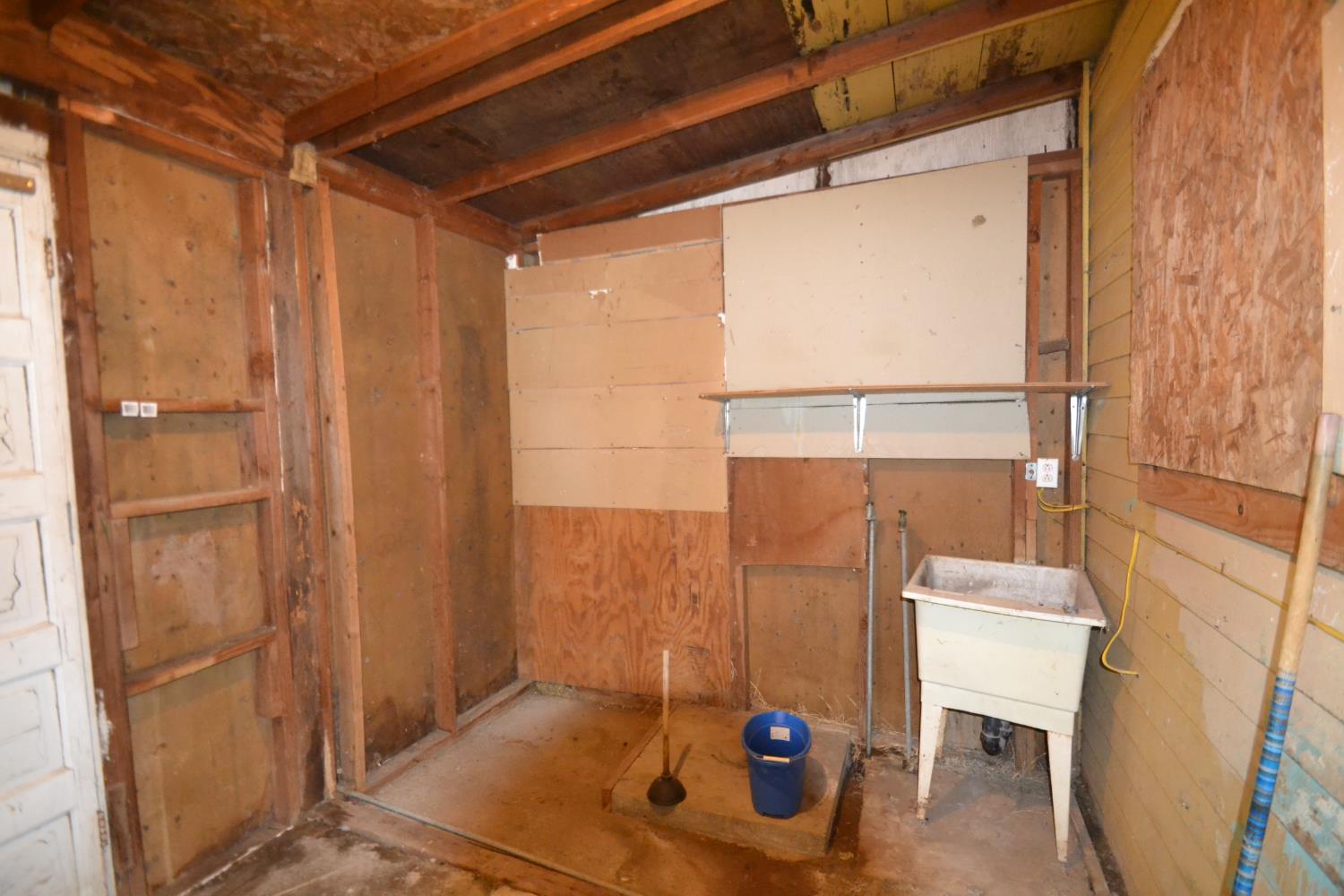 188 Justine Avenue Reedley, CA 93654 - Photo 19 of 21