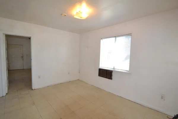 $199,900 | 188 Justine Avenue, Reedley, CA 93654
