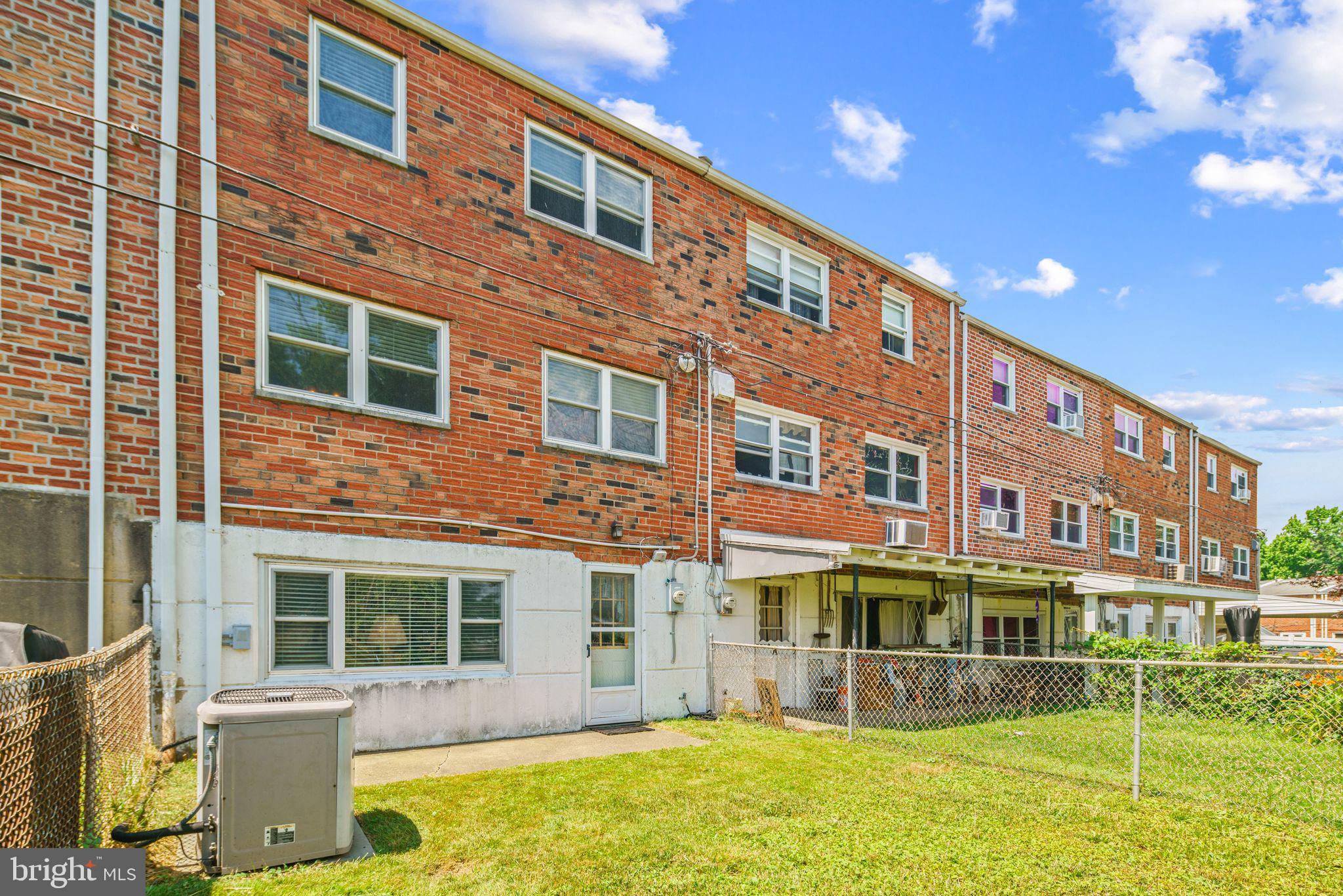 3409 Brookview Road Philadelphia, PA 19154 - Photo 31 of 34 Gallery Image 31