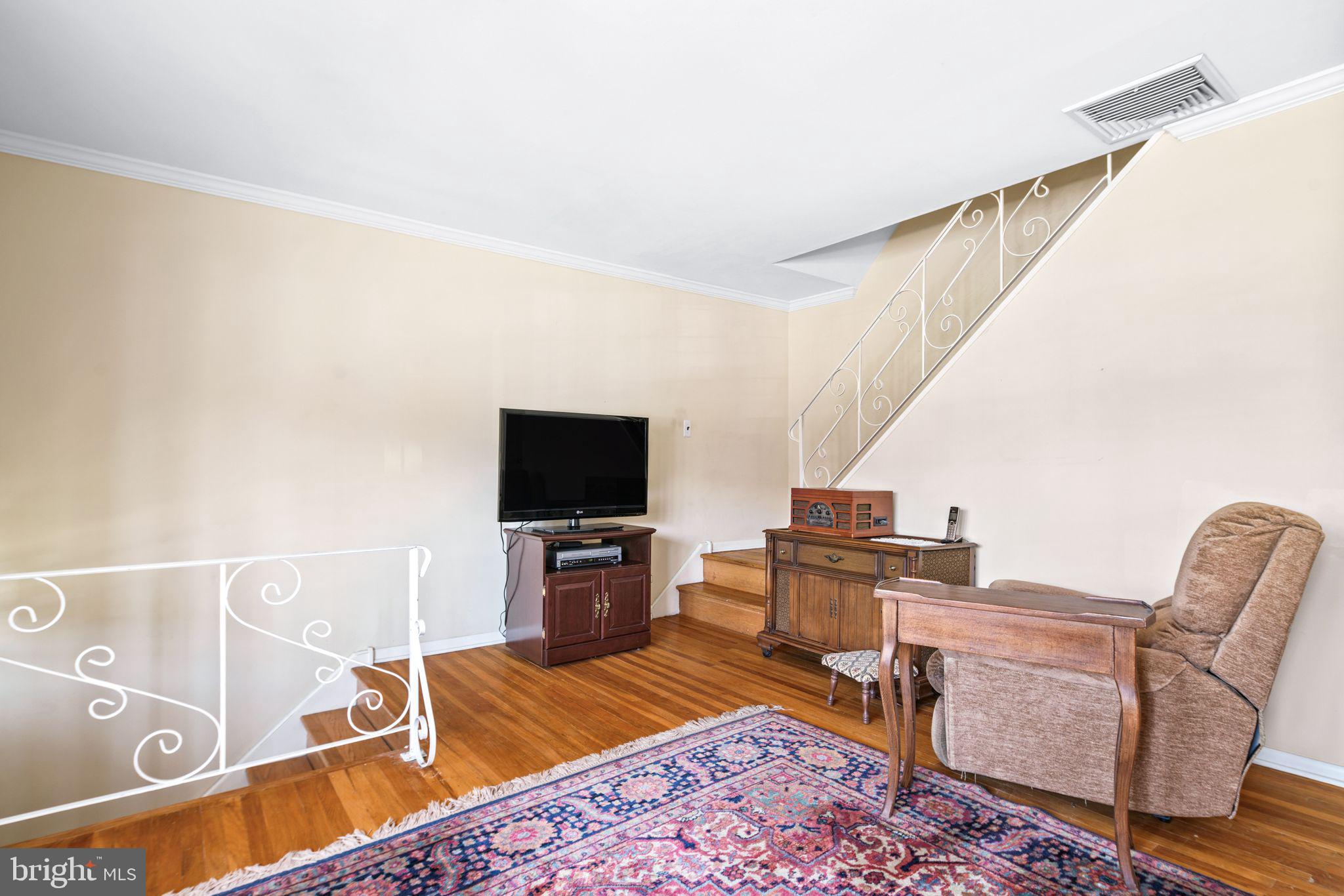3409 Brookview Road Philadelphia, PA 19154 - Photo 7 of 34 Gallery Image 7