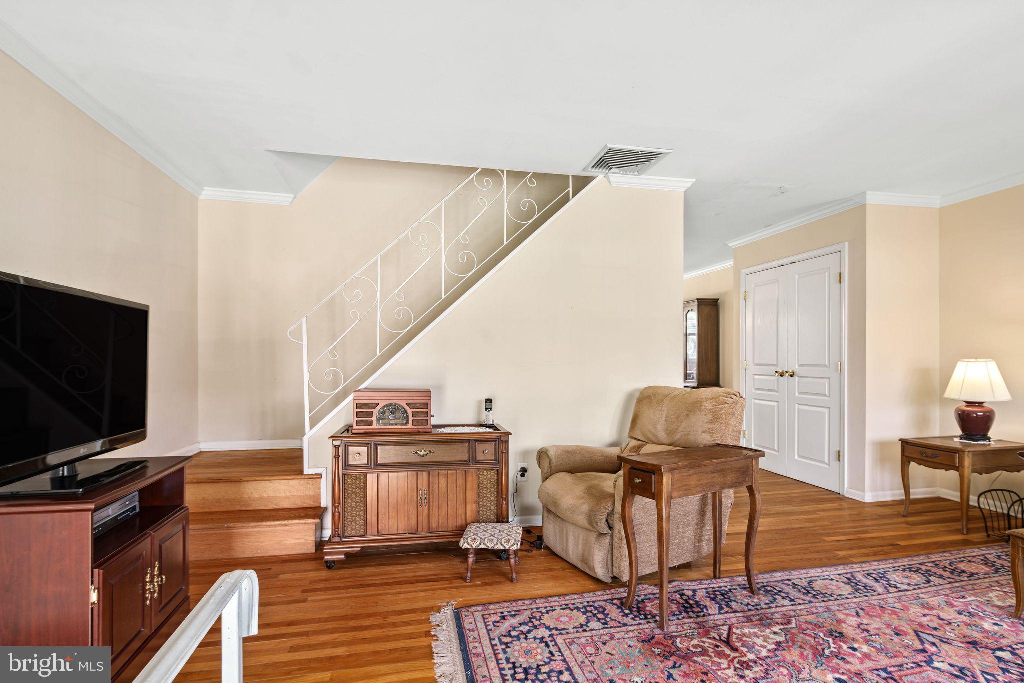 3409 Brookview Road Philadelphia, PA 19154 - Photo 8 of 34 Gallery Image 8