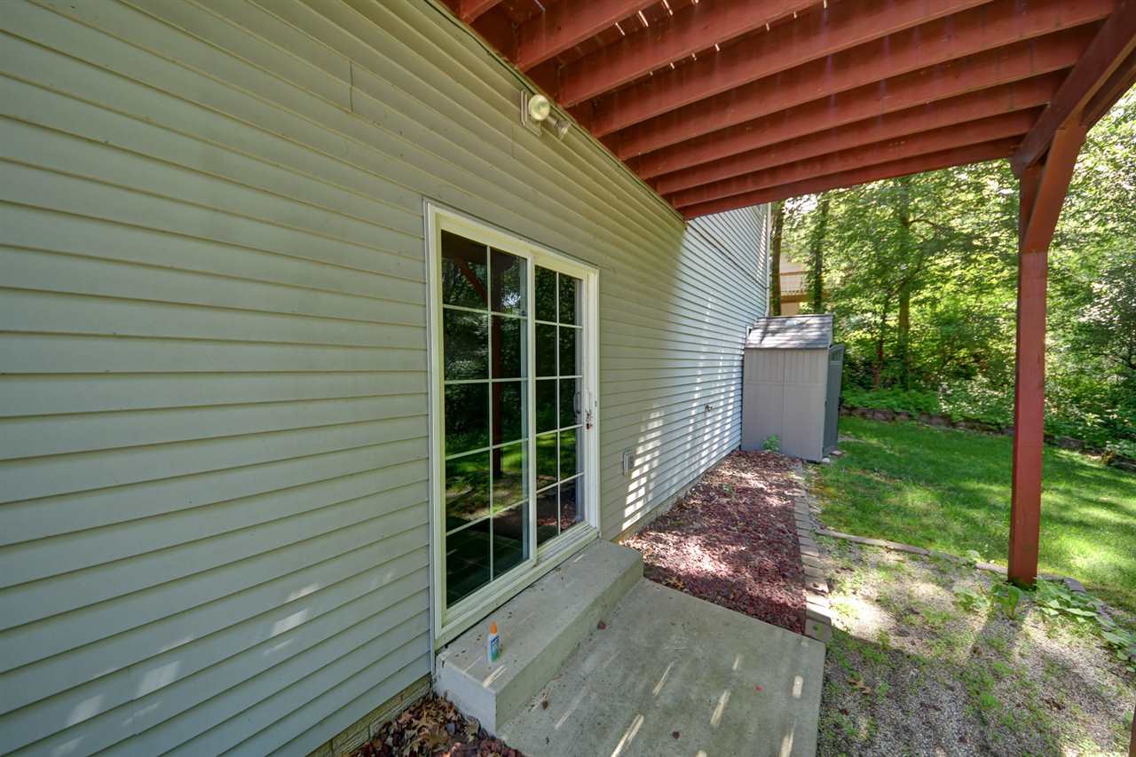 4909 North Willowbend Road Northeast Cedar Rapids, IA 52411 - Photo 6 of 43 Gallery Image 6