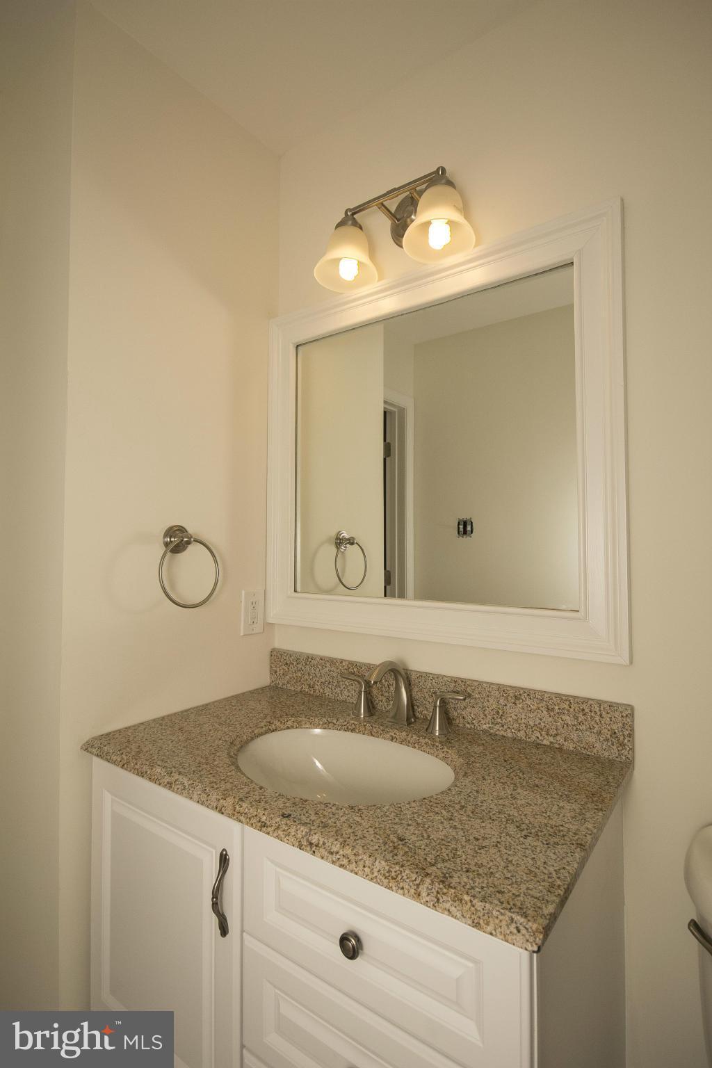 7 Delight Road Reisterstown, MD 21136 - Photo 21 of 28 Hall Bath