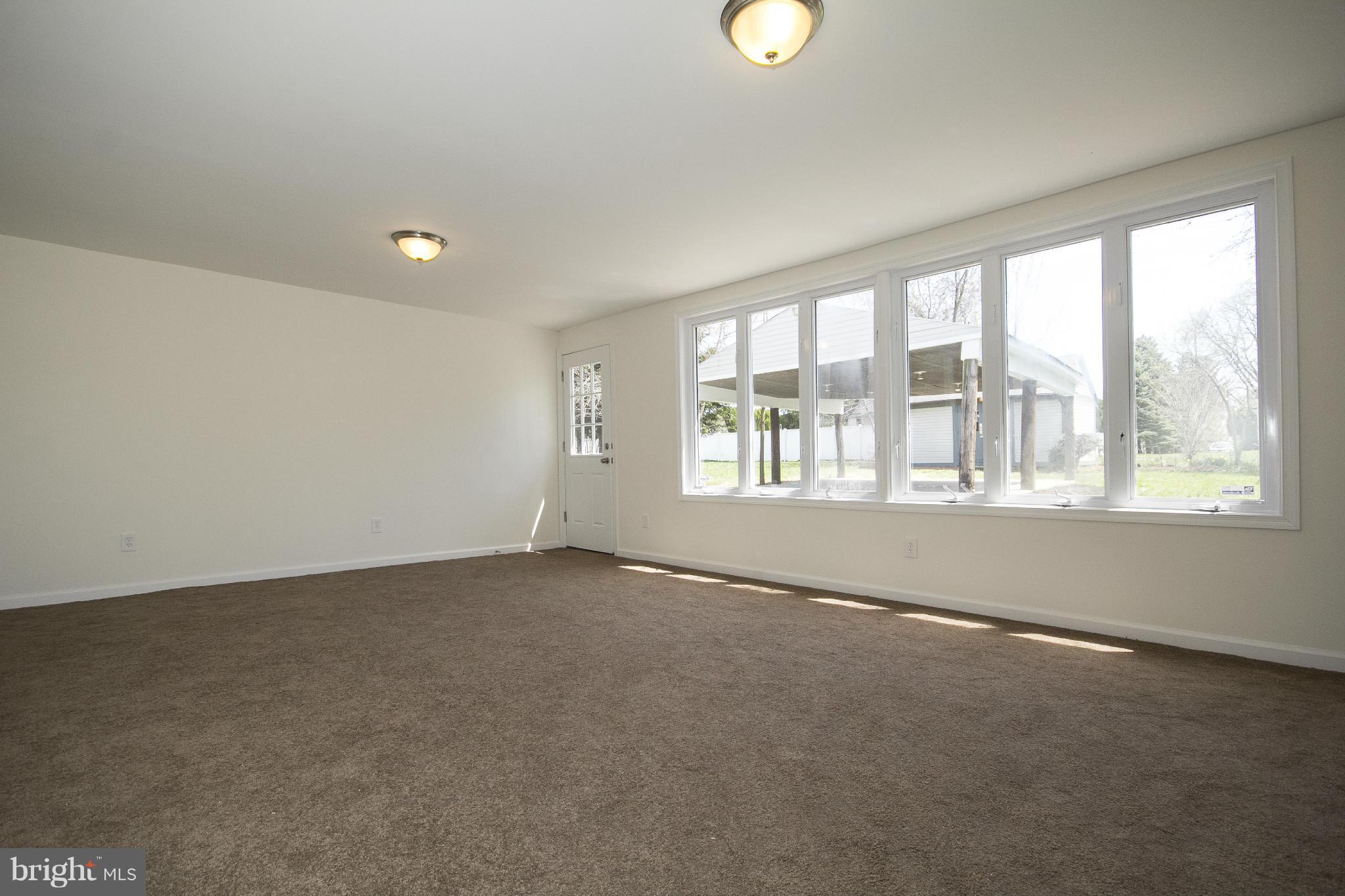 7 Delight Road Reisterstown, MD 21136 - Photo 9 of 28 Family Room