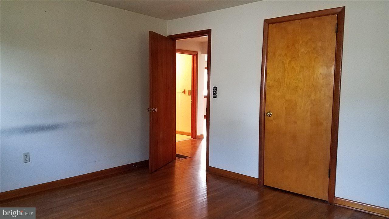 1876 Spring Road Carlisle, PA 17013 - Photo 15 of 24 Gallery Image 15