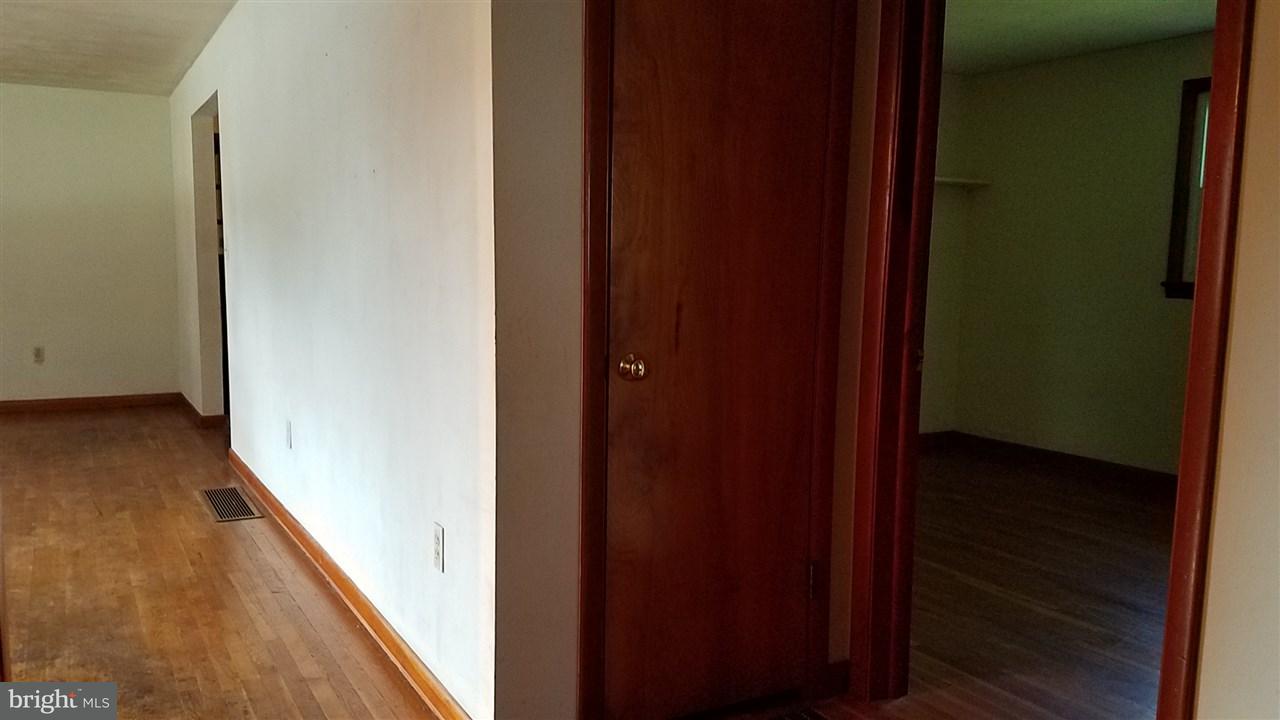 1876 Spring Road Carlisle, PA 17013 - Photo 10 of 24 Gallery Image 10