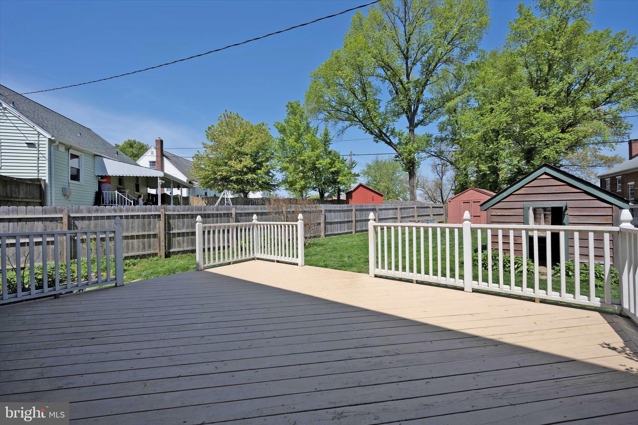 1240 Oakland Terrace Road Baltimore, MD 21227 - Photo 20 of 77