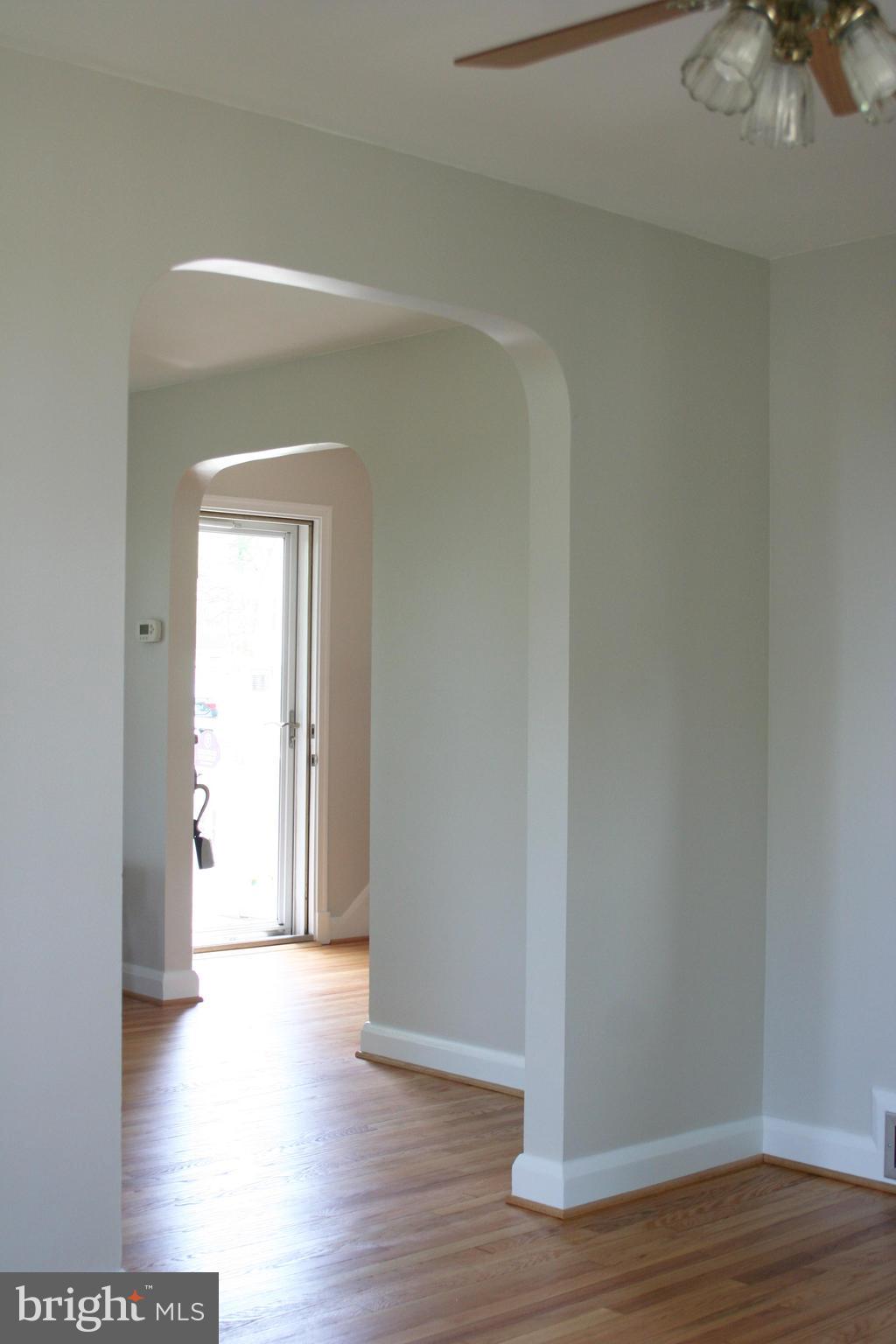 1240 Oakland Terrace Road Baltimore, MD 21227 - Photo 24 of 77