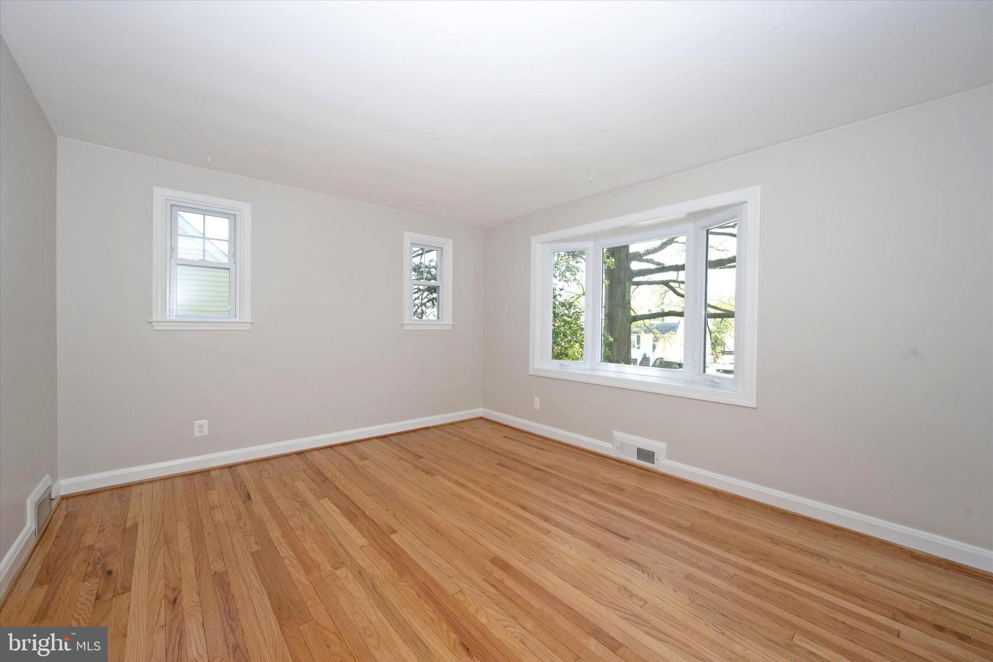 1240 Oakland Terrace Road Baltimore, MD 21227 - Photo 26 of 77