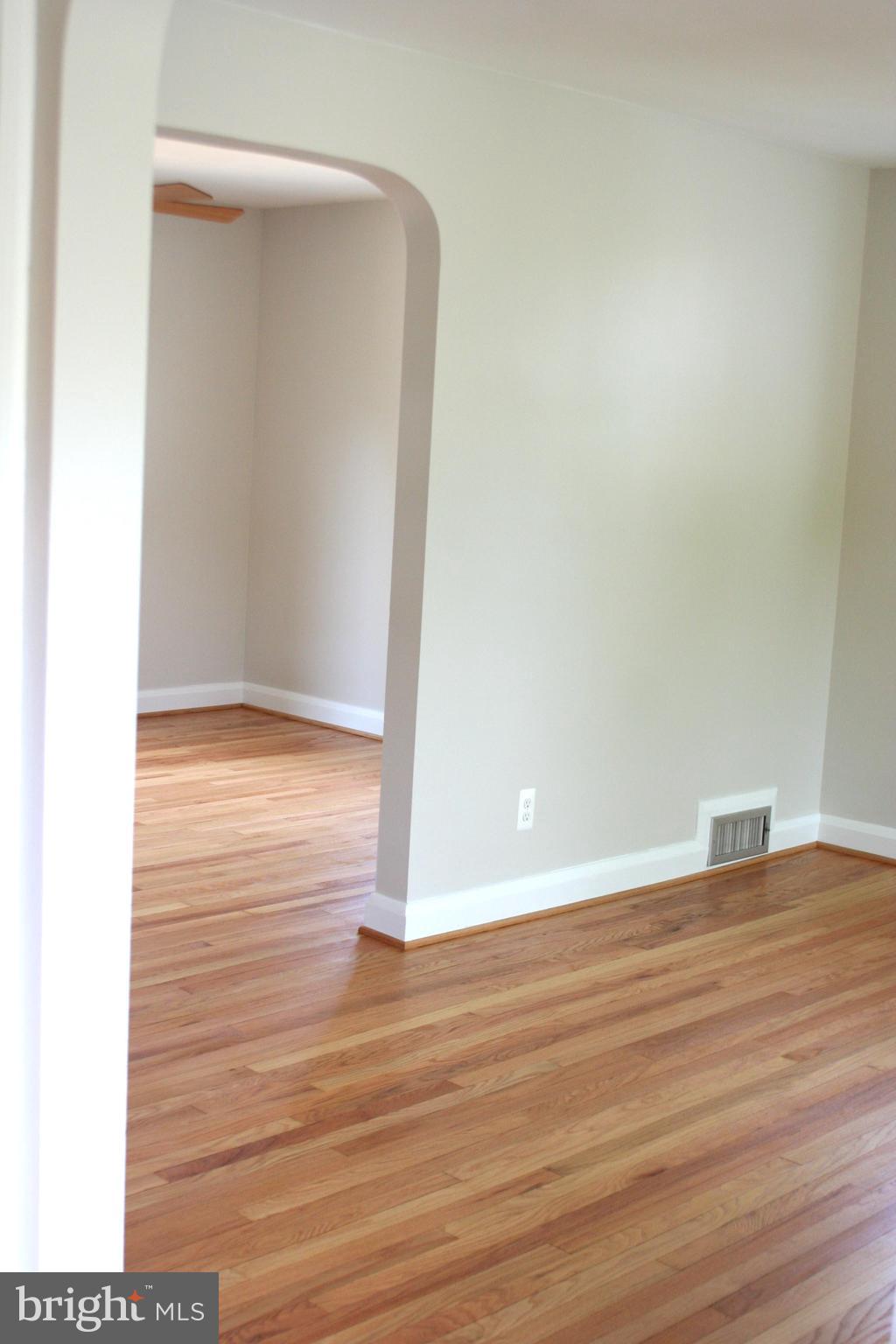 1240 Oakland Terrace Road Baltimore, MD 21227 - Photo 30 of 77