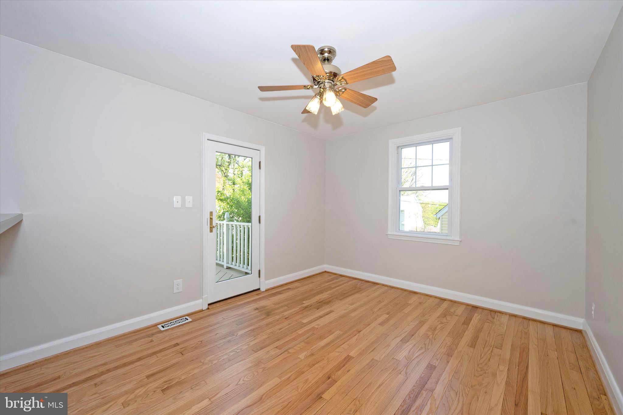 1240 Oakland Terrace Road Baltimore, MD 21227 - Photo 31 of 77