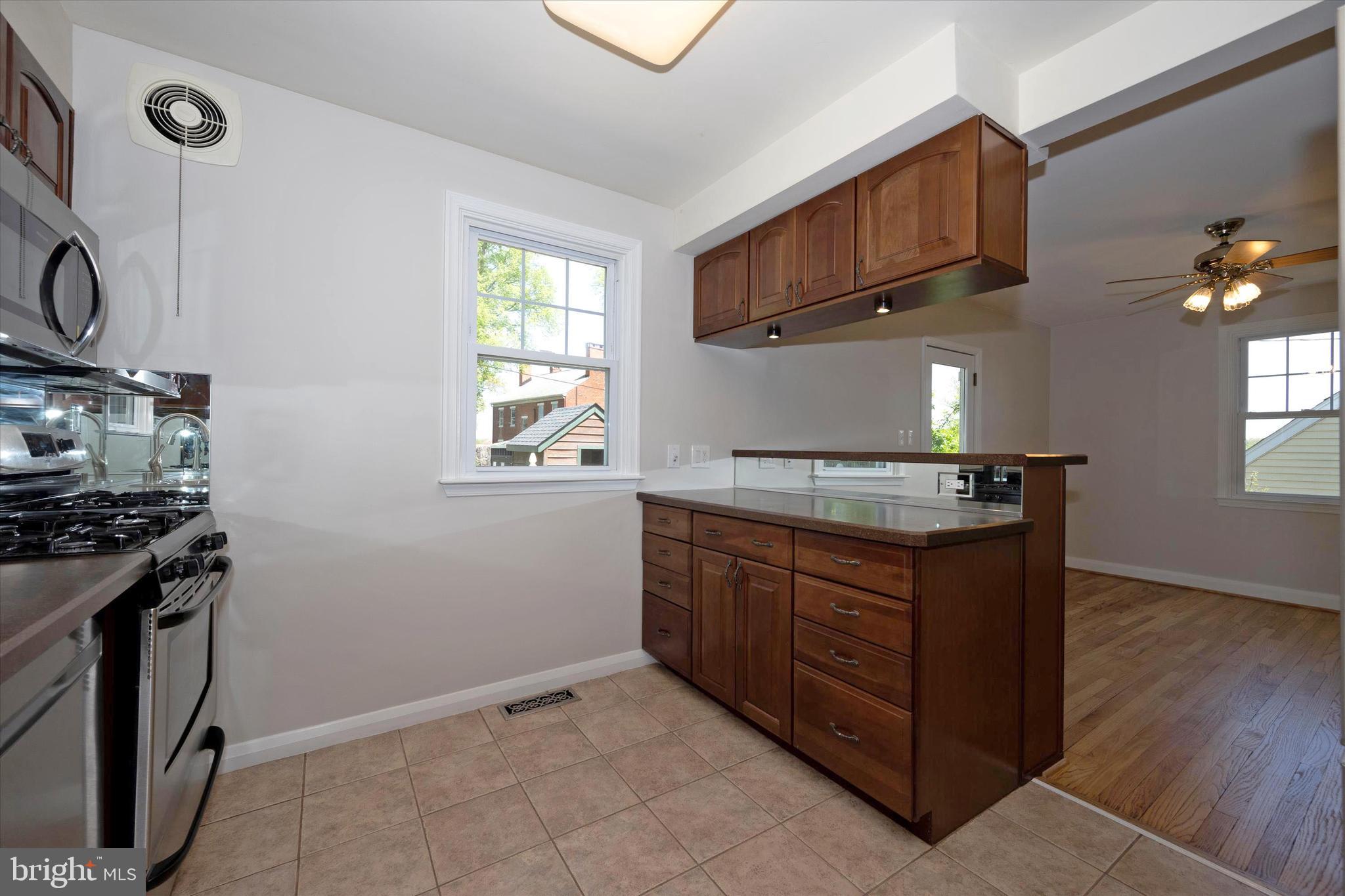 1240 Oakland Terrace Road Baltimore, MD 21227 - Photo 35 of 77