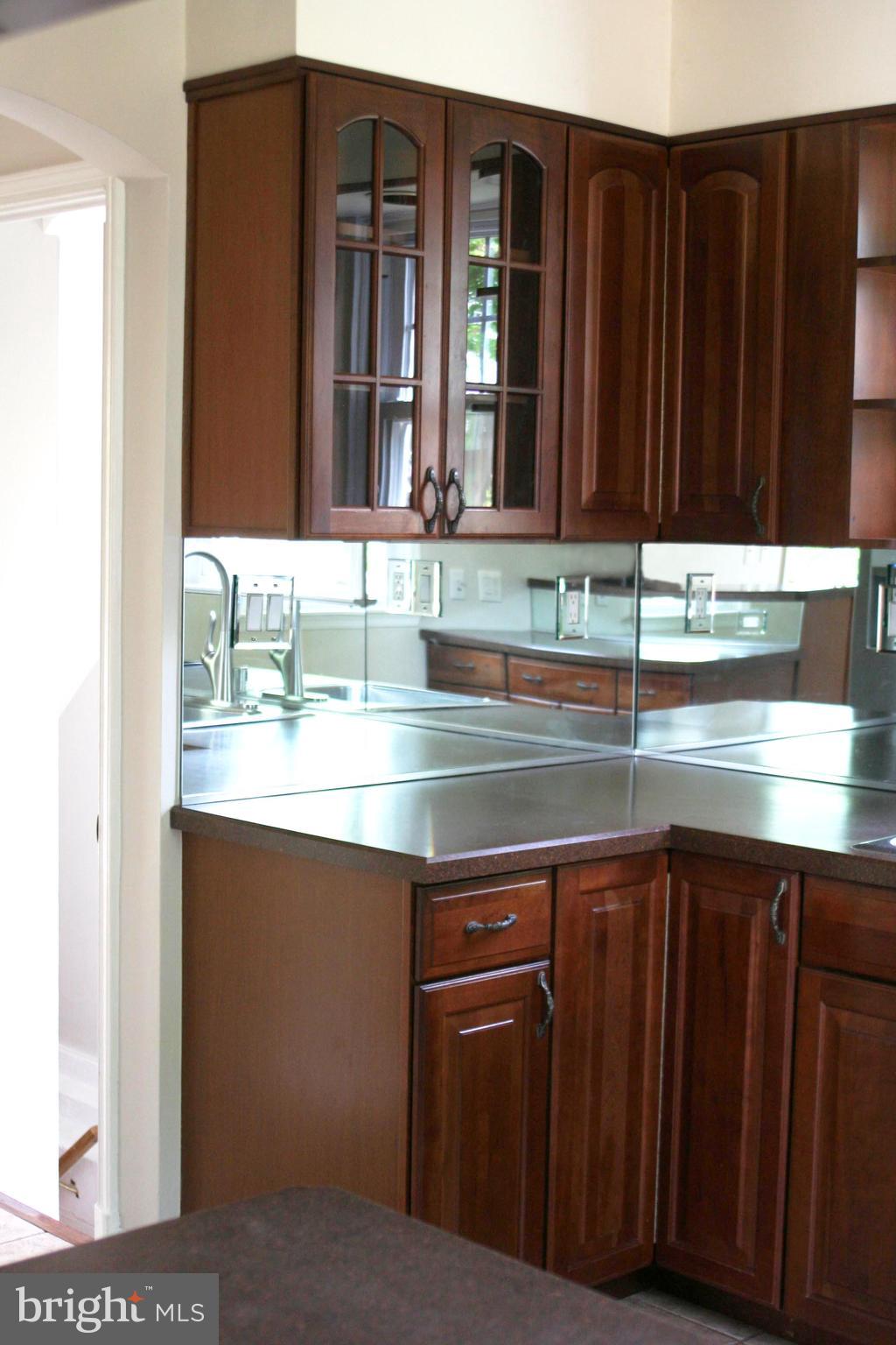 1240 Oakland Terrace Road Baltimore, MD 21227 - Photo 40 of 77