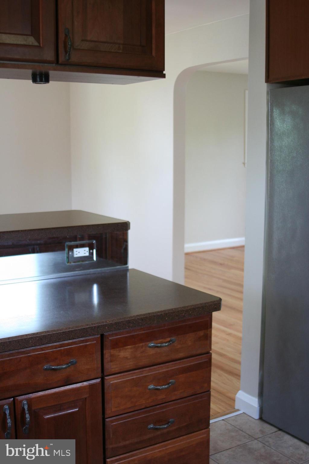1240 Oakland Terrace Road Baltimore, MD 21227 - Photo 41 of 77