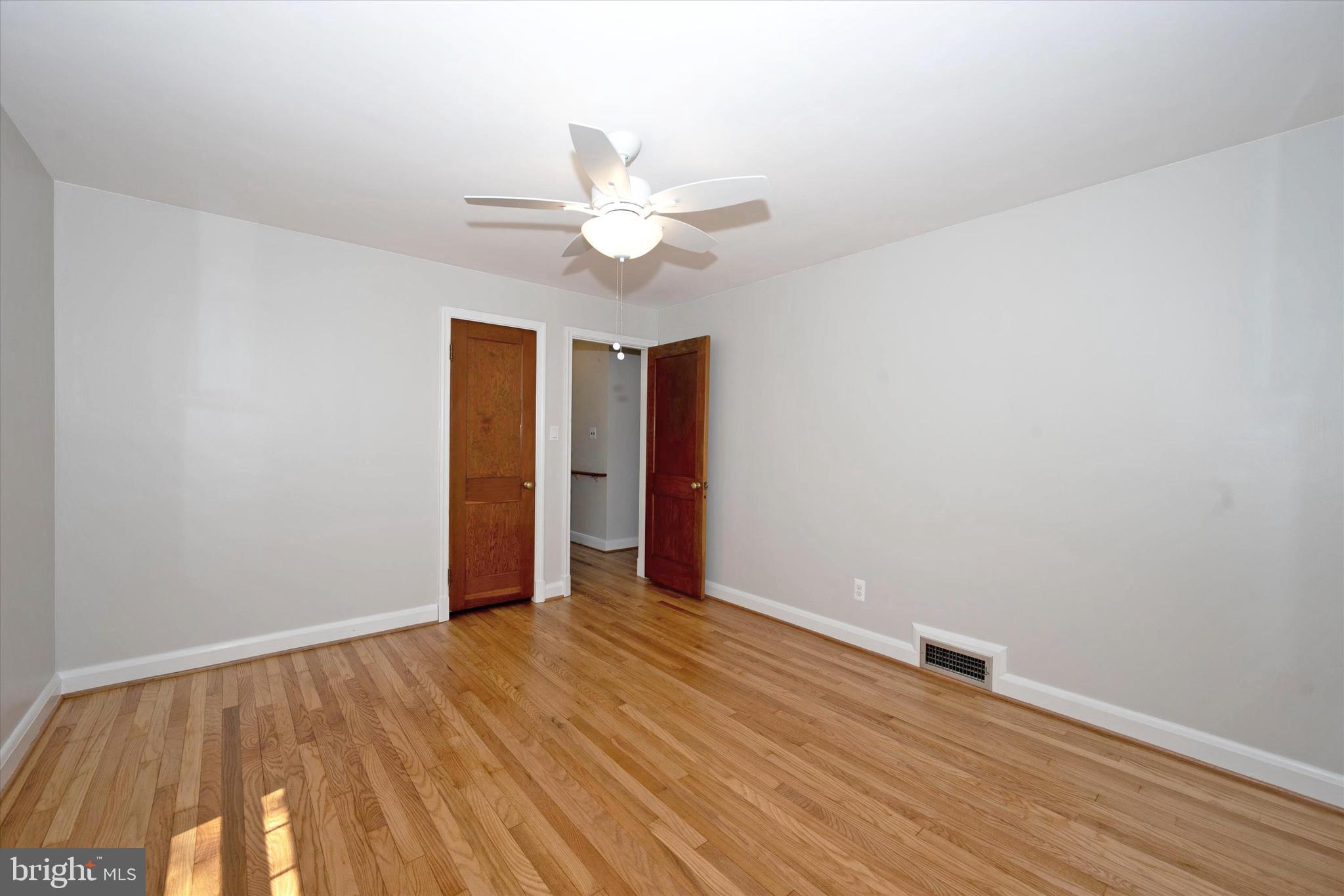 1240 Oakland Terrace Road Baltimore, MD 21227 - Photo 45 of 77
