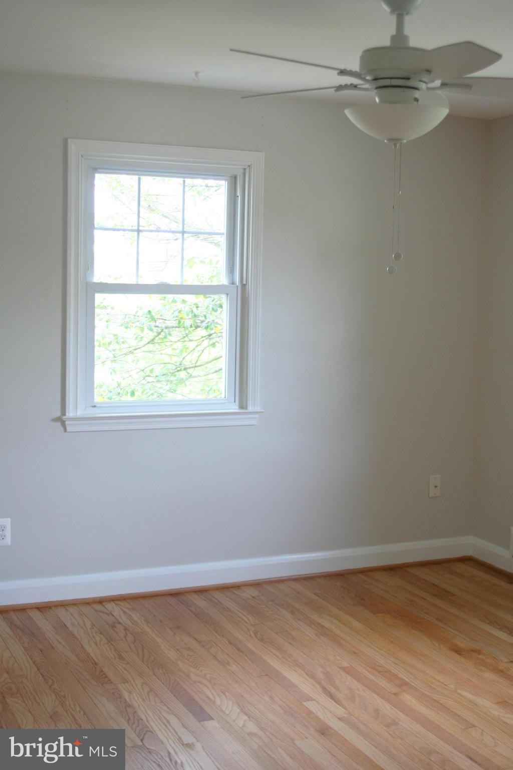 1240 Oakland Terrace Road Baltimore, MD 21227 - Photo 48 of 77