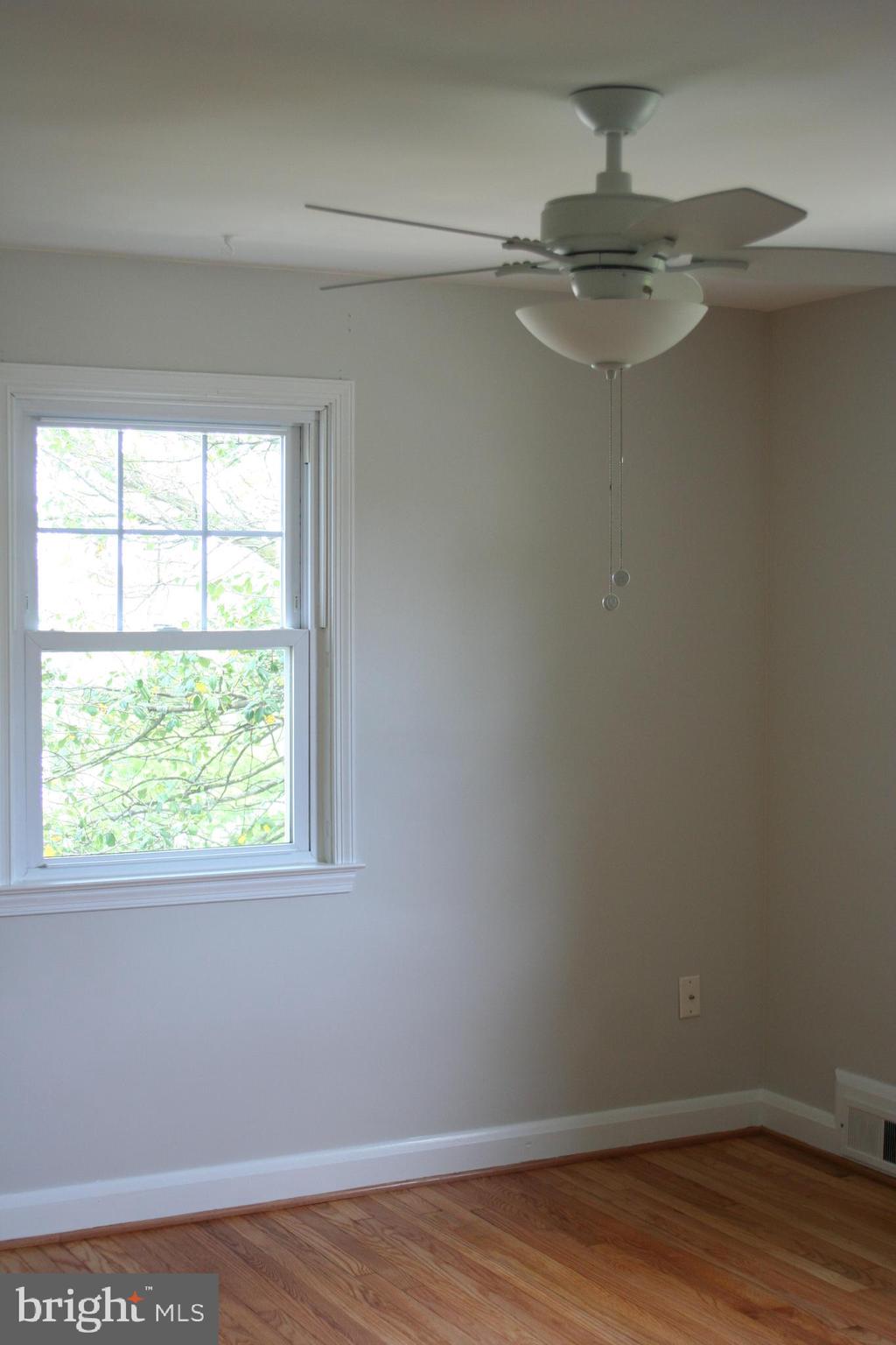1240 Oakland Terrace Road Baltimore, MD 21227 - Photo 49 of 77