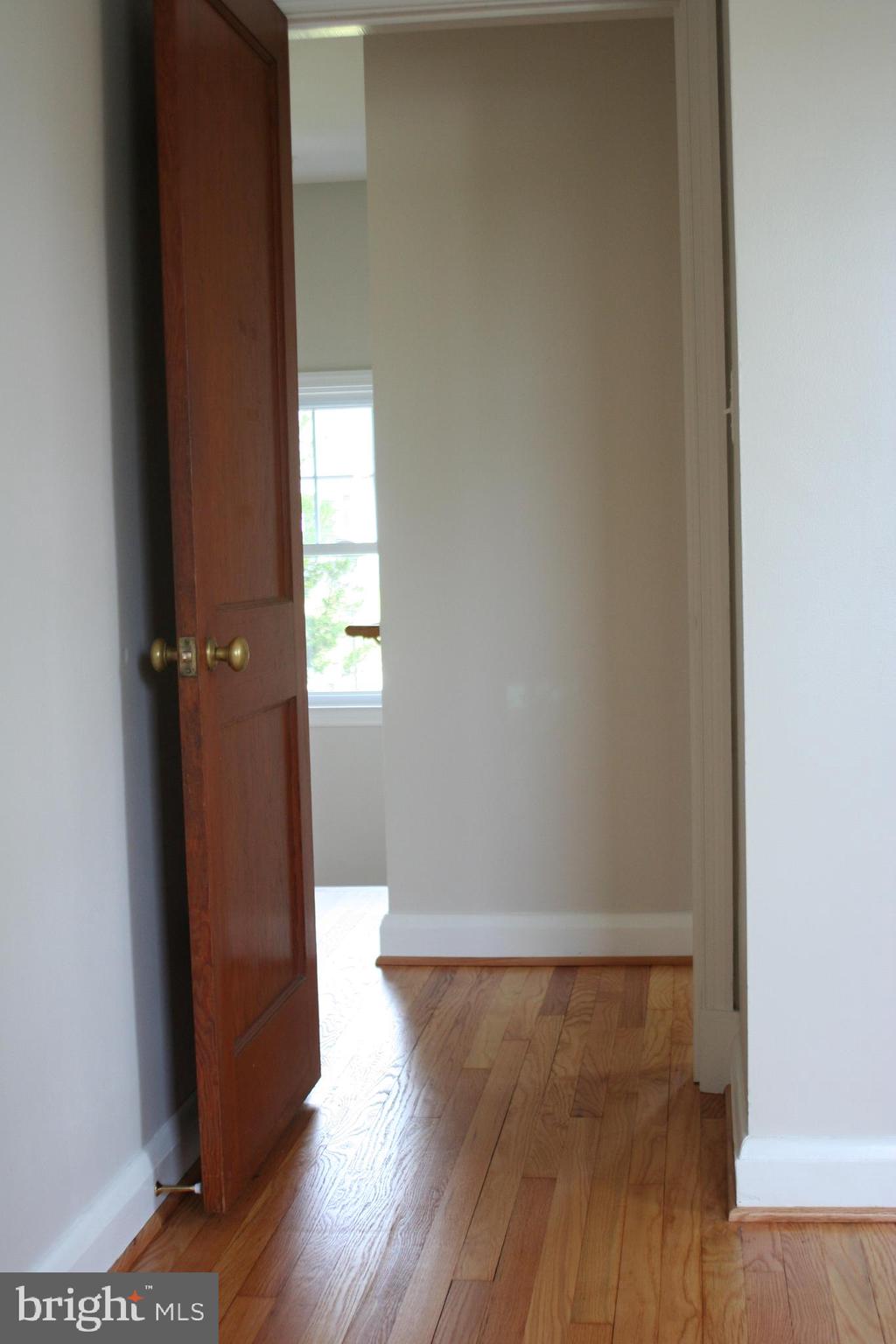 1240 Oakland Terrace Road Baltimore, MD 21227 - Photo 57 of 77