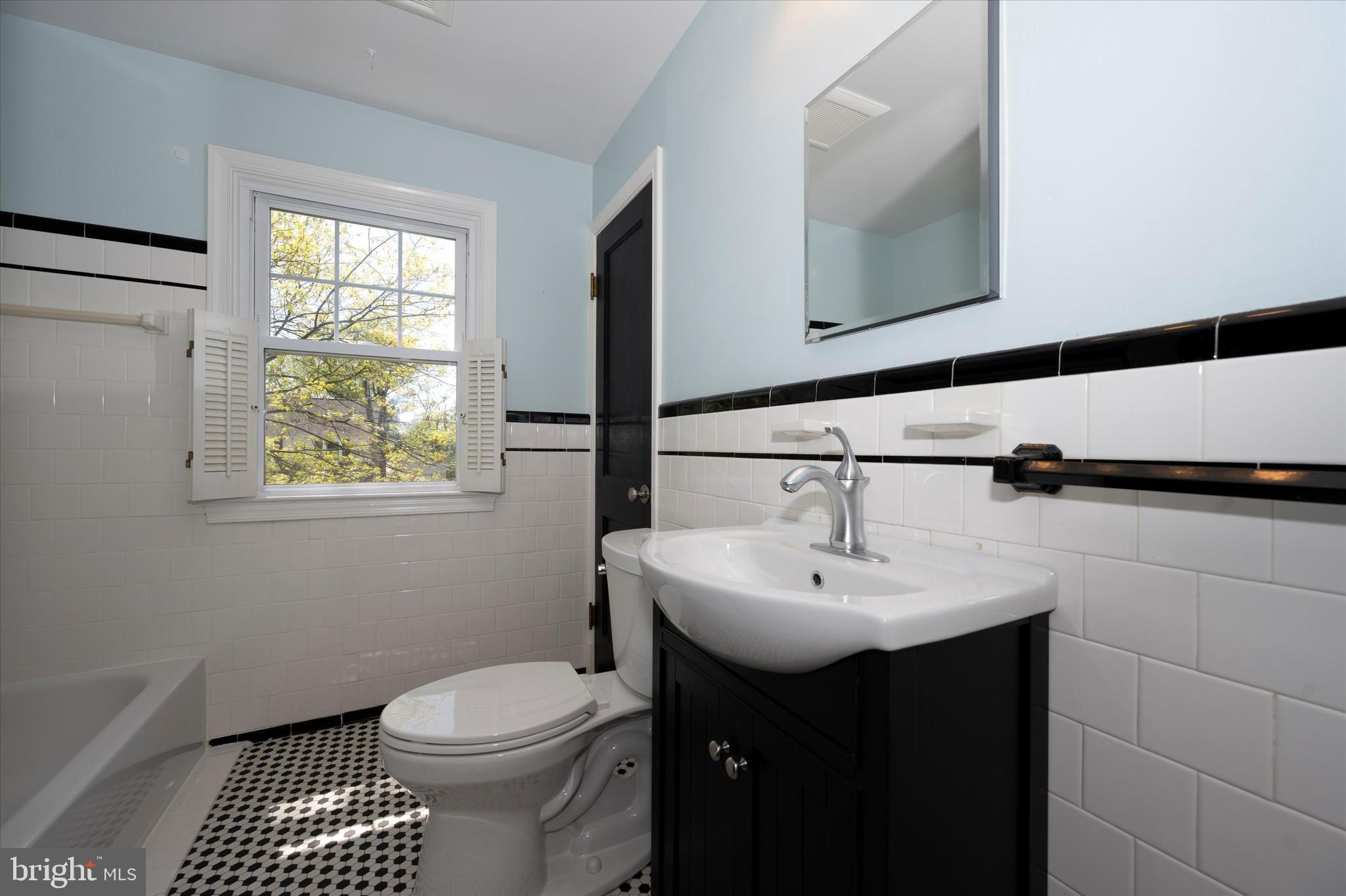 1240 Oakland Terrace Road Baltimore, MD 21227 - Photo 70 of 77