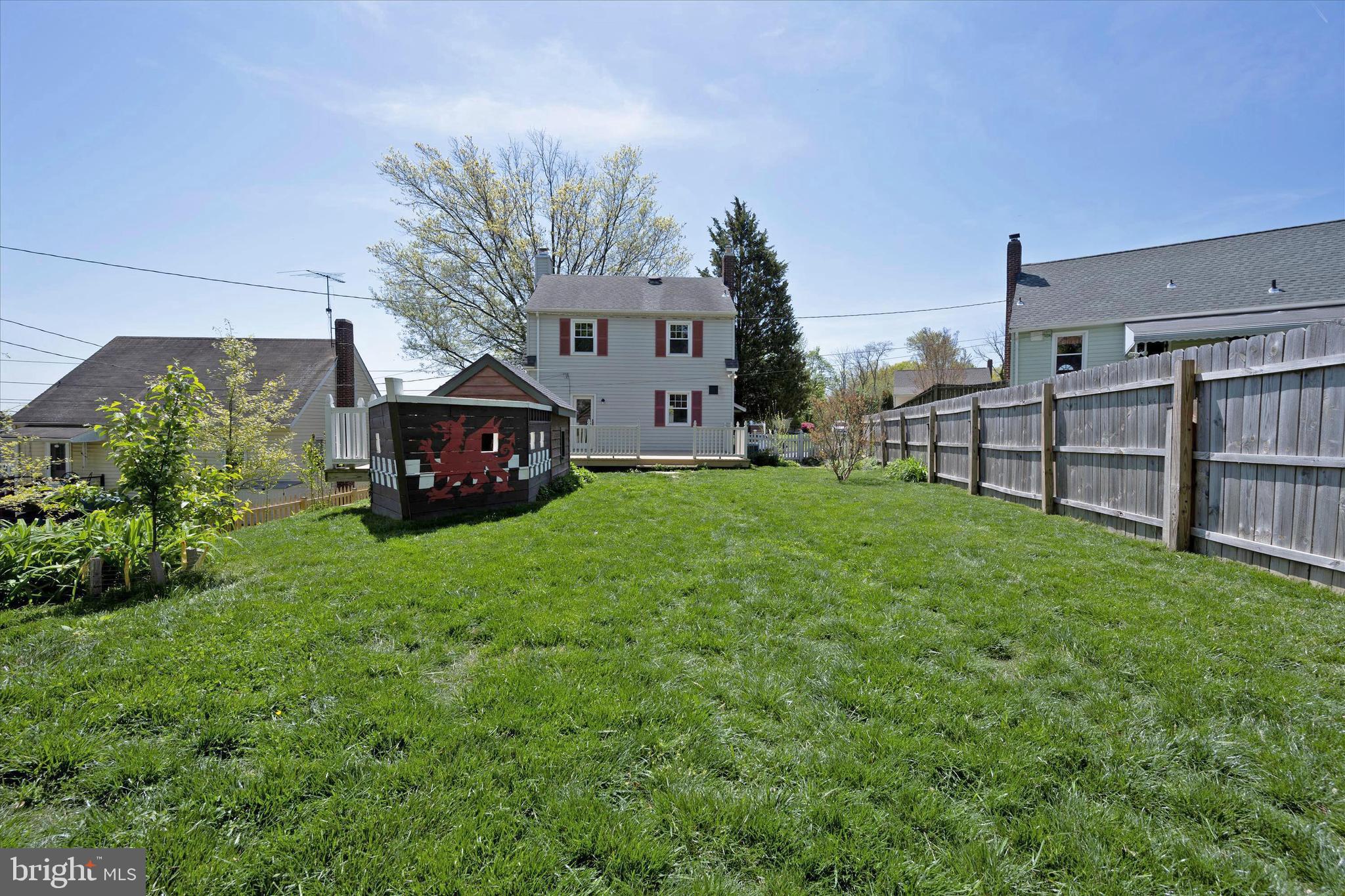 1240 Oakland Terrace Road Baltimore, MD 21227 - Photo 9 of 77