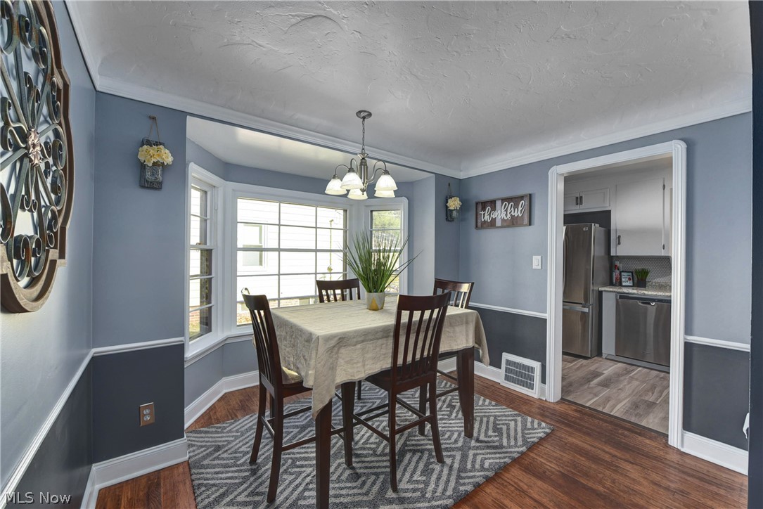4541 Orchard Road Fairview Park, OH 44126 - Photo 7 of 34