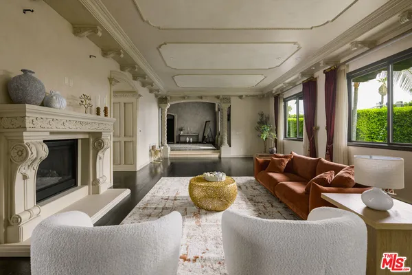 $7,995,000 | 4705 Los Feliz Boulevard, Los Angeles, CA 90027