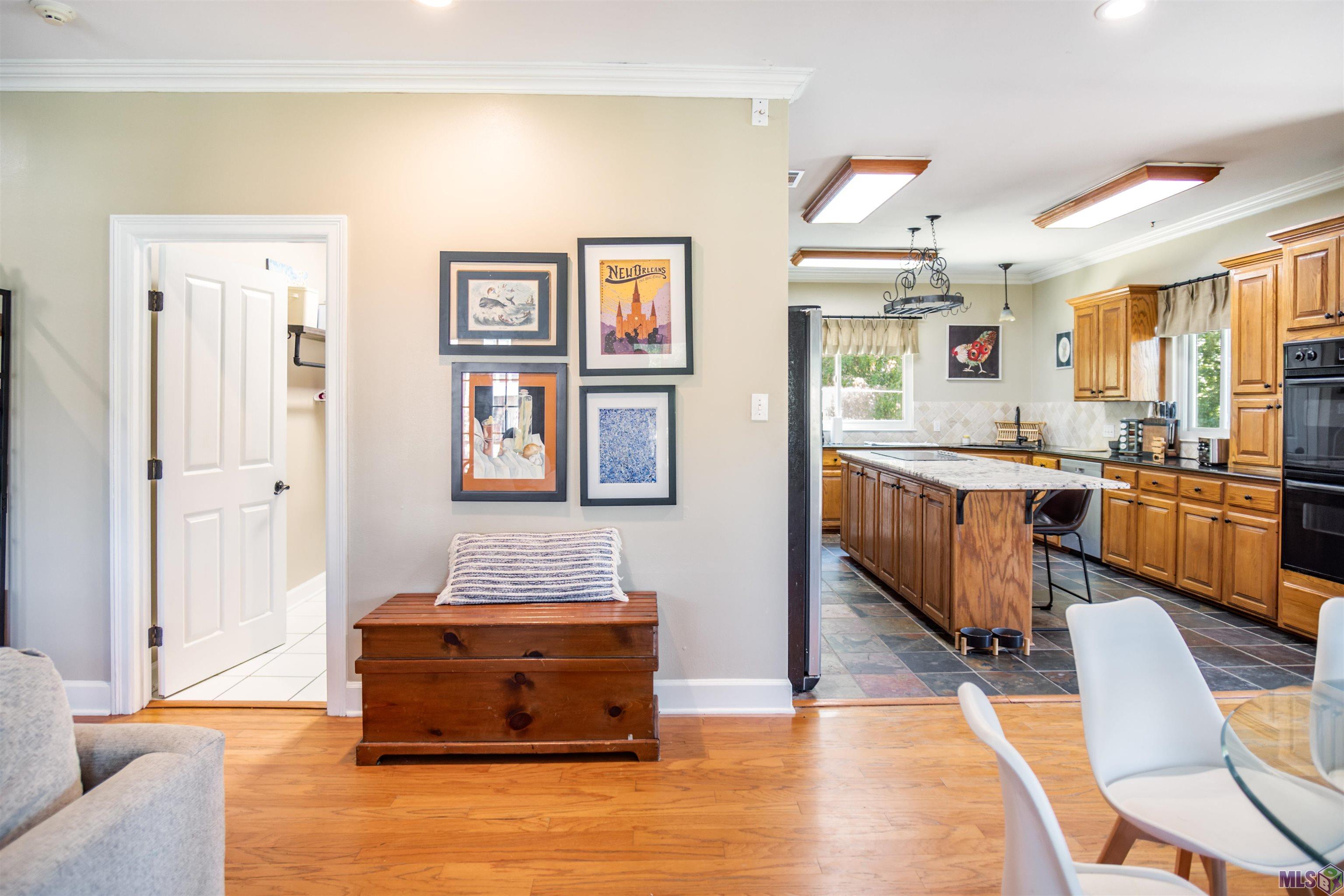 14449 Cabell Street Port Vincent, LA 70726 - Photo 21 of 40 Kitchen & Dining