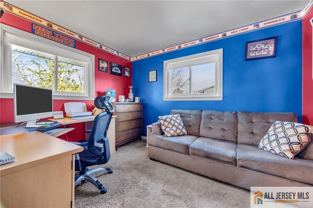 68 Hastings Road Kendall Park, NJ 08824 - Photo 26 of 38