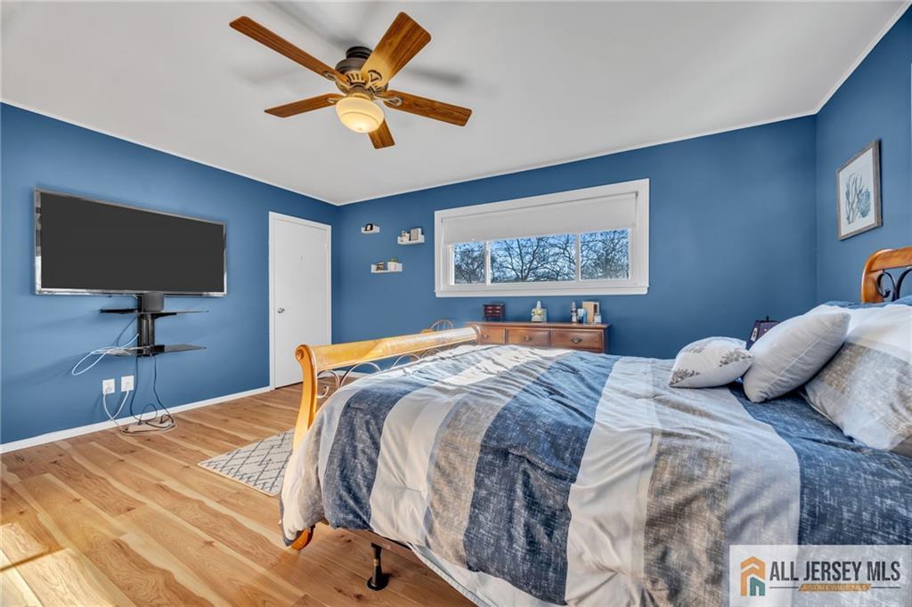 68 Hastings Road Kendall Park, NJ 08824 - Photo 34 of 38