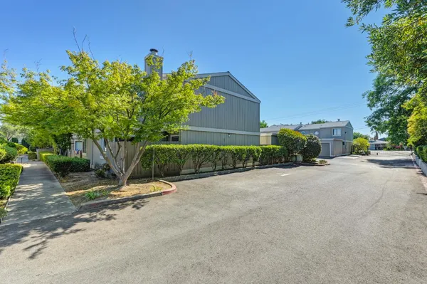 $299,000 | 2413 Post Oak Lane, Sacramento, CA 95825