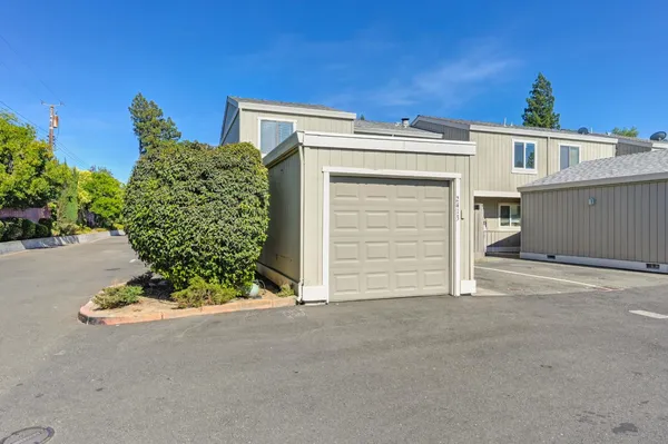 $299,000 | 2413 Post Oak Lane, Sacramento, CA 95825