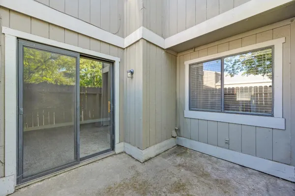 $299,000 | 2413 Post Oak Lane, Sacramento, CA 95825