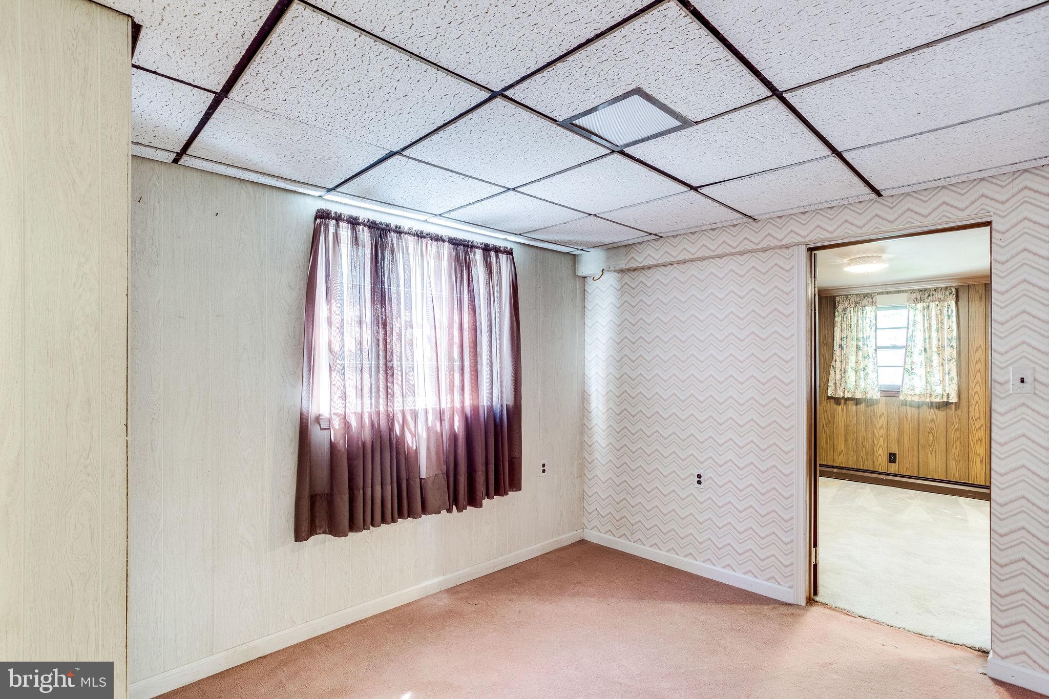 14049 Grayson Road Woodbridge, VA 22191 - Photo 22 of 31 Lower Level Office