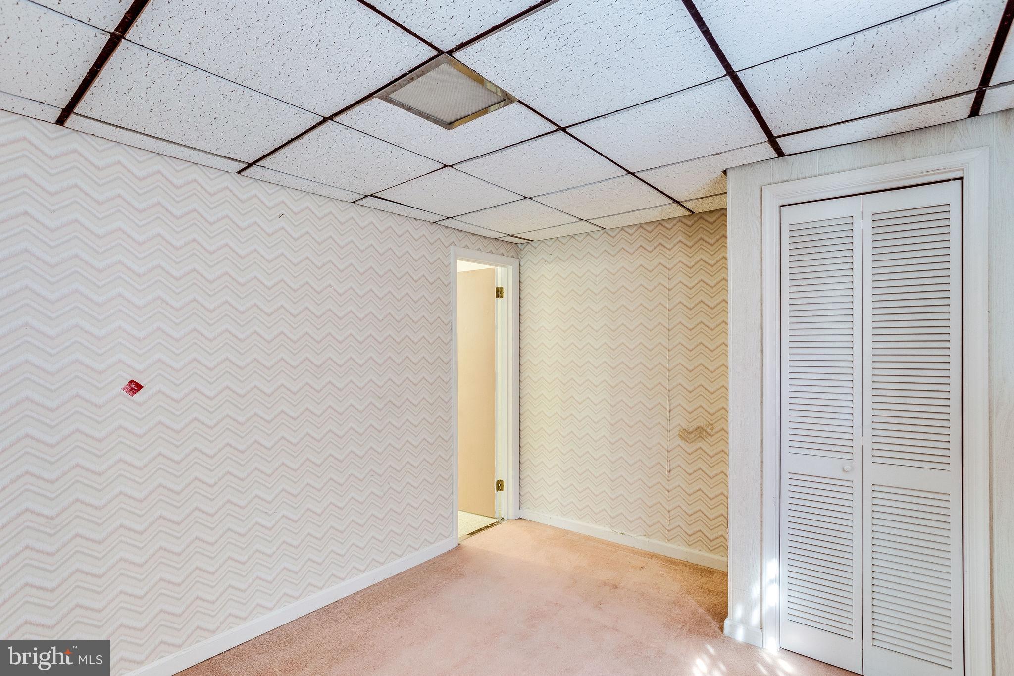 14049 Grayson Road Woodbridge, VA 22191 - Photo 23 of 31 Lower Level Office
