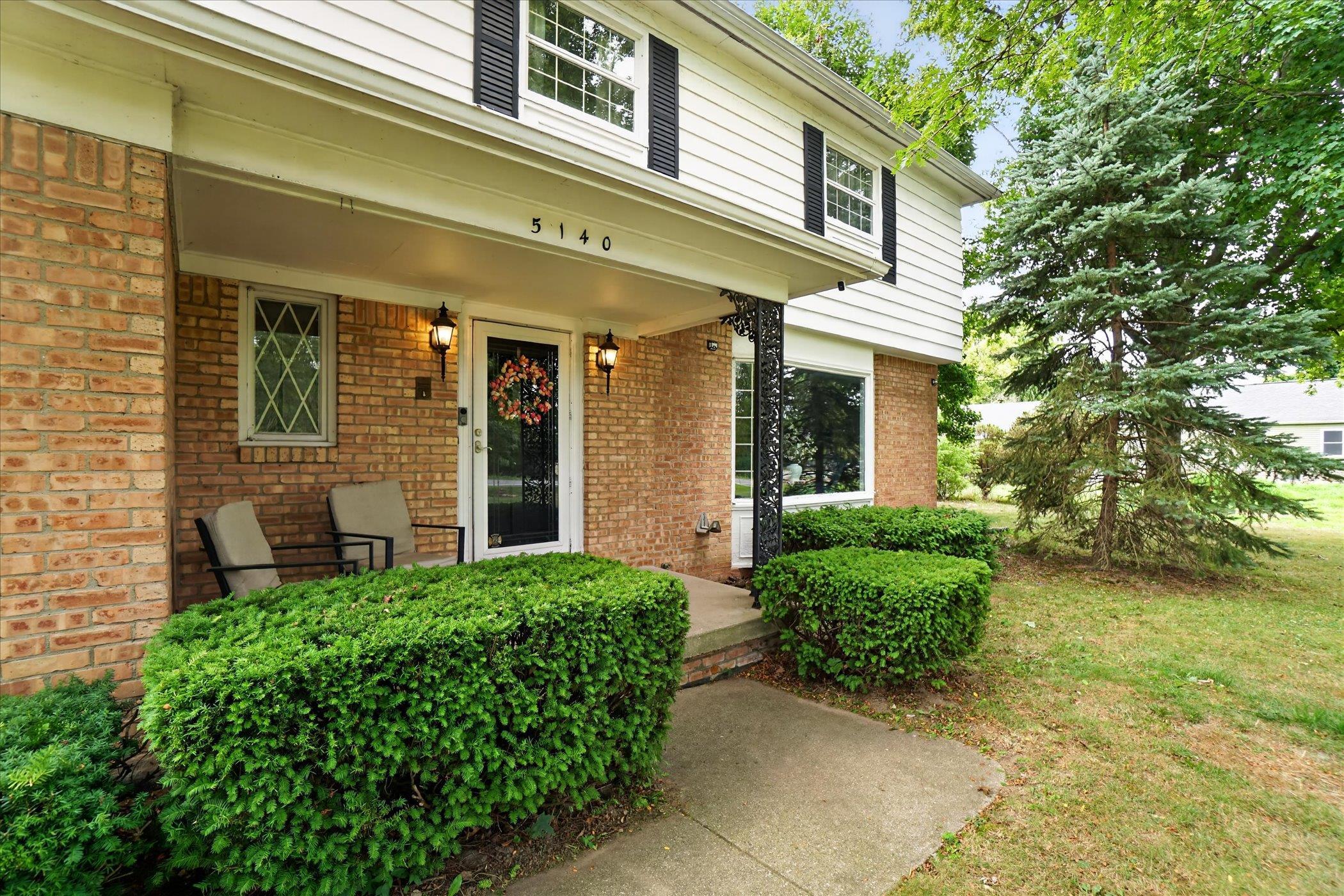 5140 North McKinley Road Flushing, MI 48433 - Photo 4 of 60 Gallery Image 4