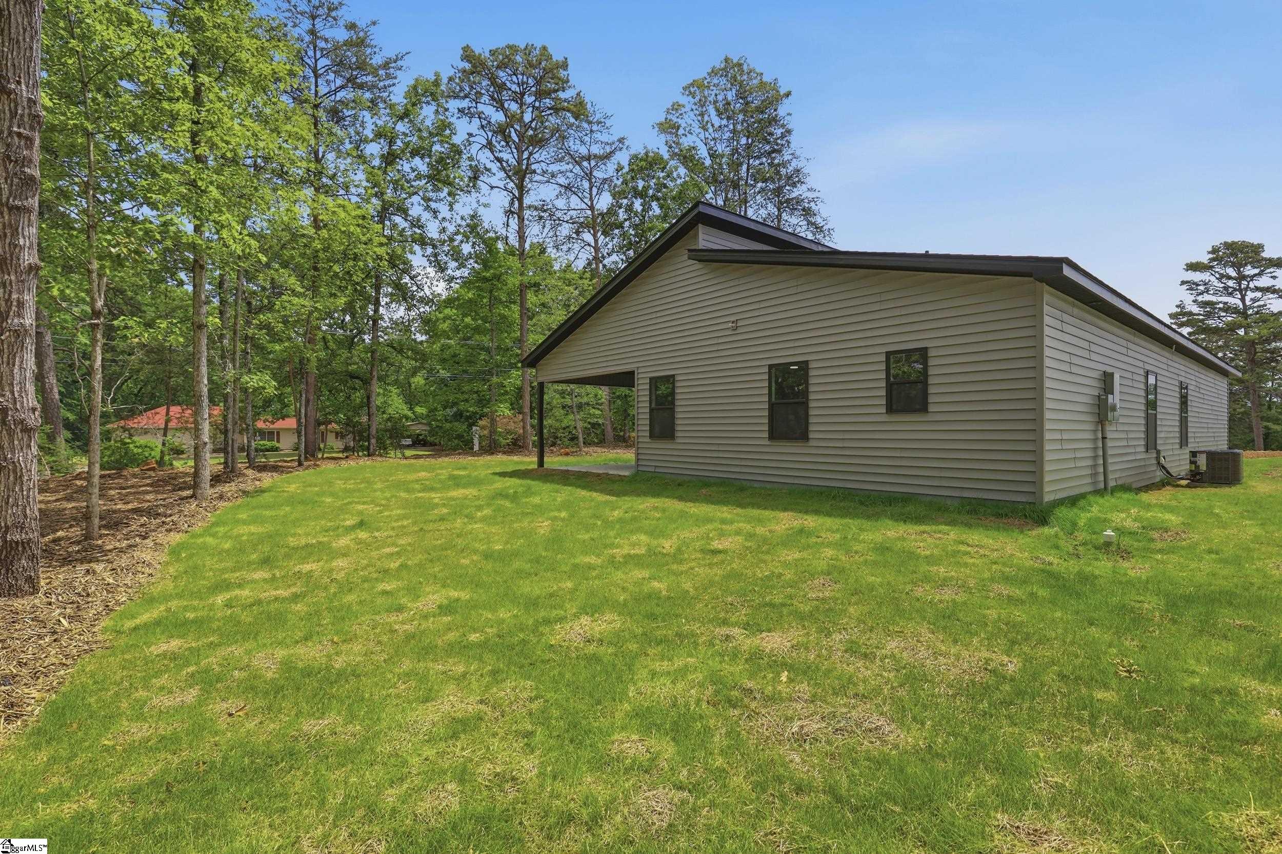 1081 Country Club Road Pickens, SC 29671 - Photo 22 of 26