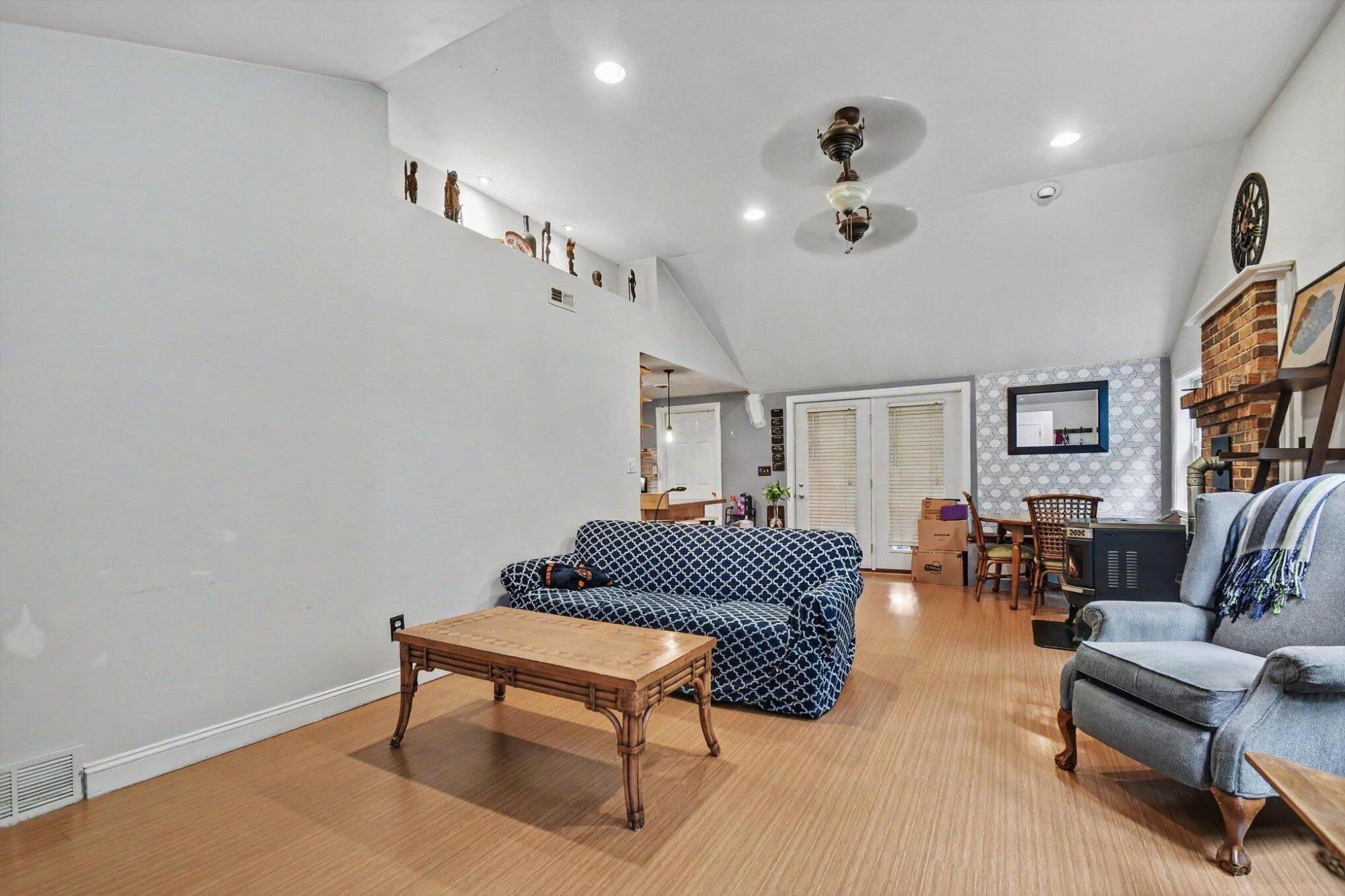 1519 North Philip Road Niles, MI 49120 - Photo 2 of 14 002_file_3025