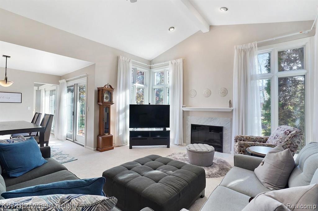 356 Daylily Drive Rochester Hills, MI 48307 - Photo 10 of 35