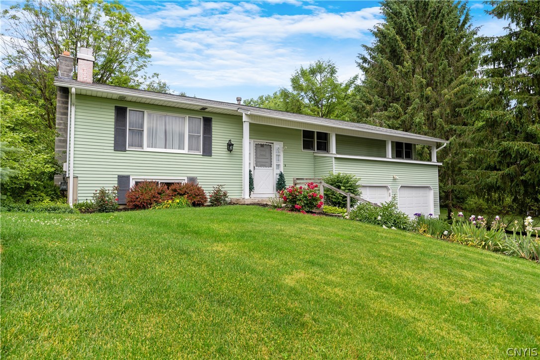 3991 Foothill Path Onondaga, NY 13215 - Photo 3 of 39