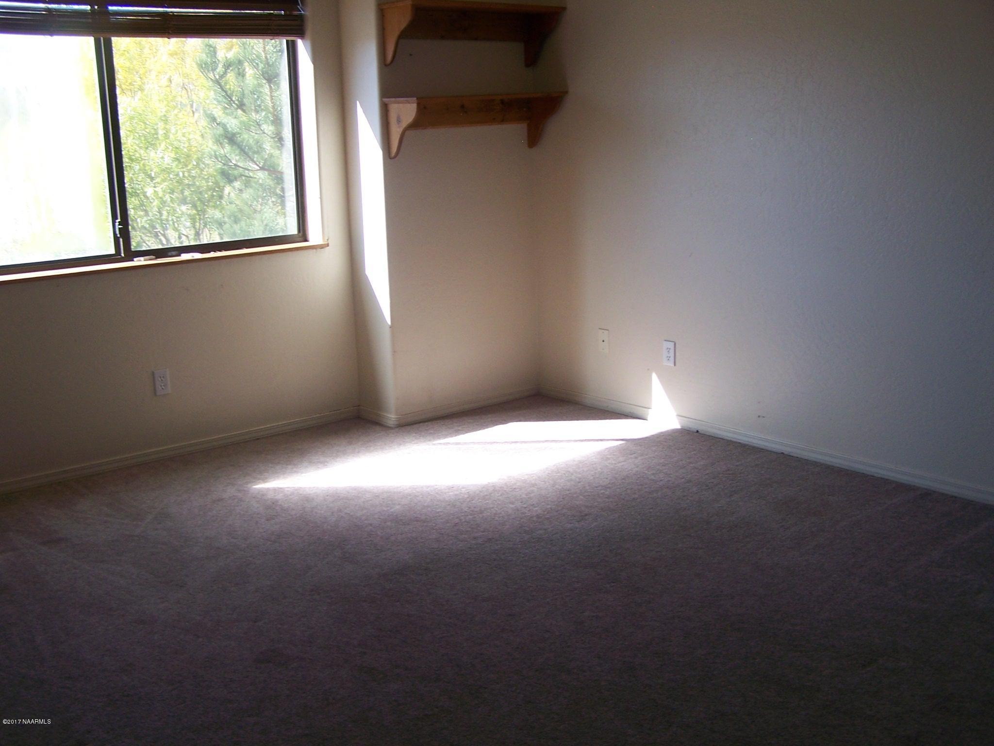 8565 Koch Field Road Flagstaff, AZ 86004 - Photo 13 of 18 100_5206