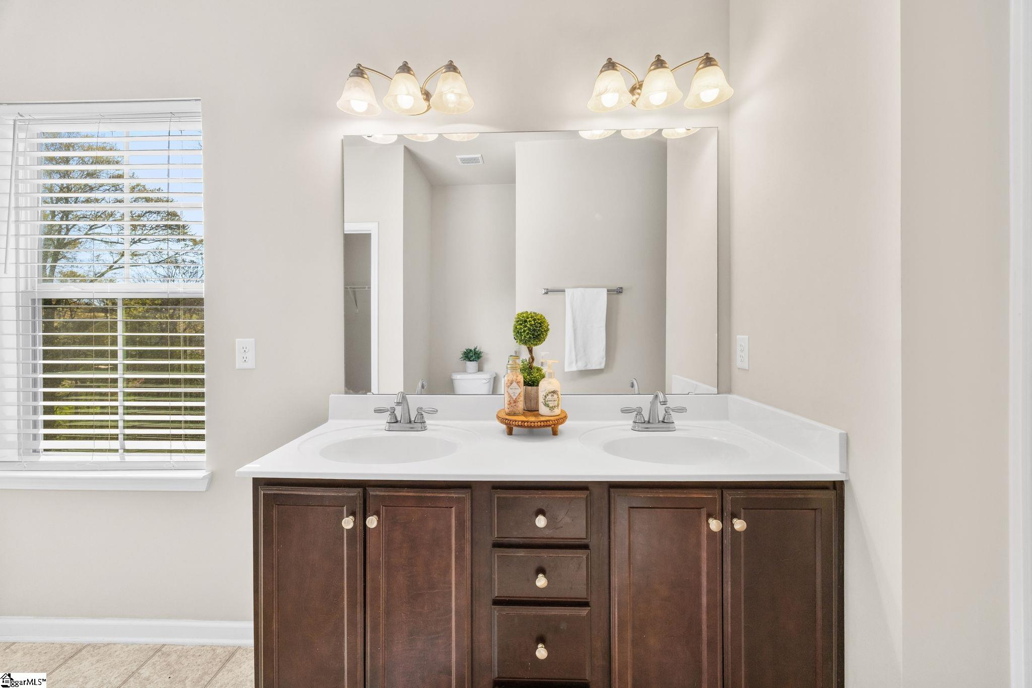 80 East Church Street Greer, SC 29651 - Photo 21 of 37