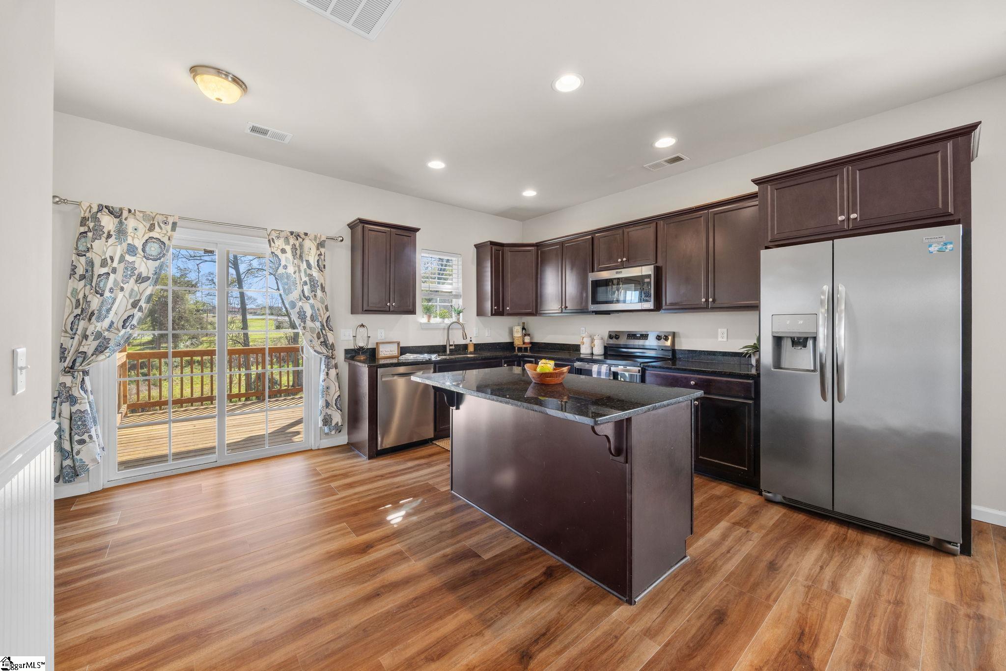 80 East Church Street Greer, SC 29651 - Photo 6 of 37