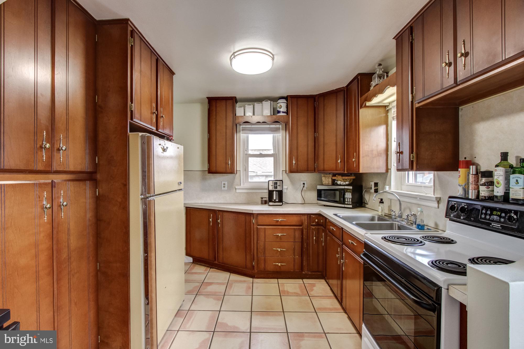 1854 Powder Mill Road York, PA 17402 - Photo 11 of 24 Gallery Image 11