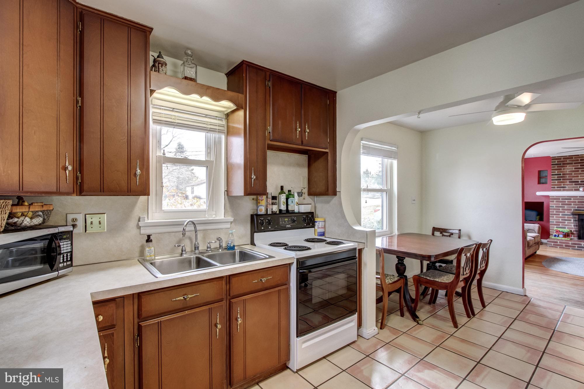 1854 Powder Mill Road York, PA 17402 - Photo 7 of 24 Gallery Image 7
