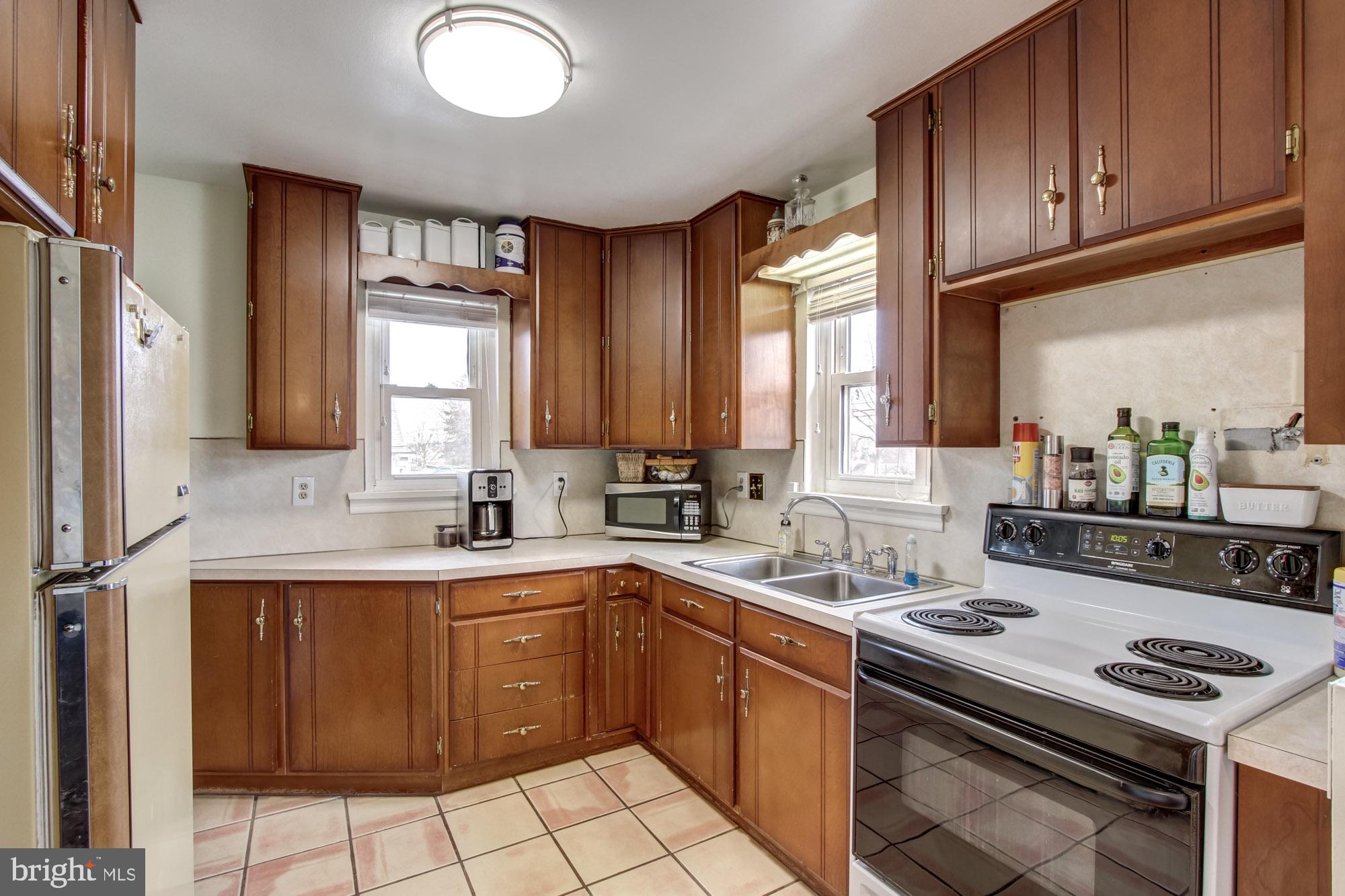 1854 Powder Mill Road York, PA 17402 - Photo 8 of 24 Gallery Image 8