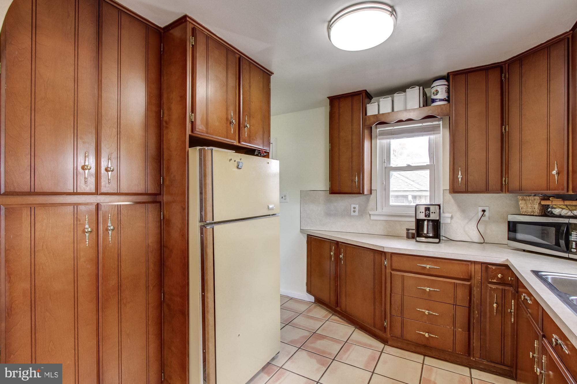 1854 Powder Mill Road York, PA 17402 - Photo 9 of 24 Gallery Image 9