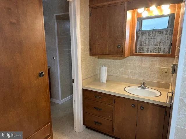 $2,200 | 125 California Road, Narvon, PA 17555