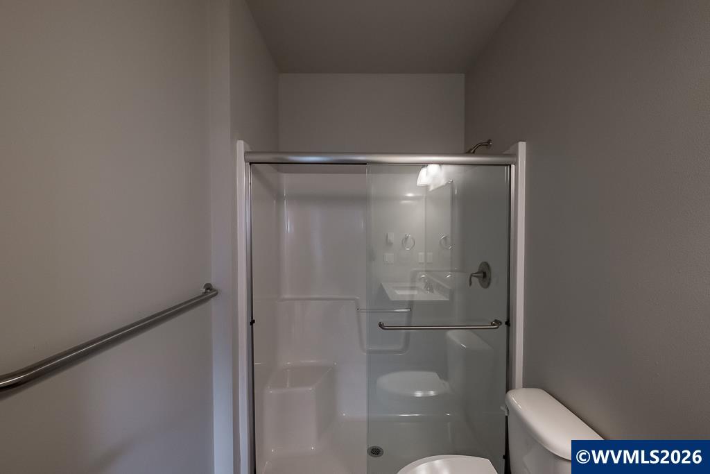 400 West Rose Street Lebanon, OR 97355 - Photo 23 of 40