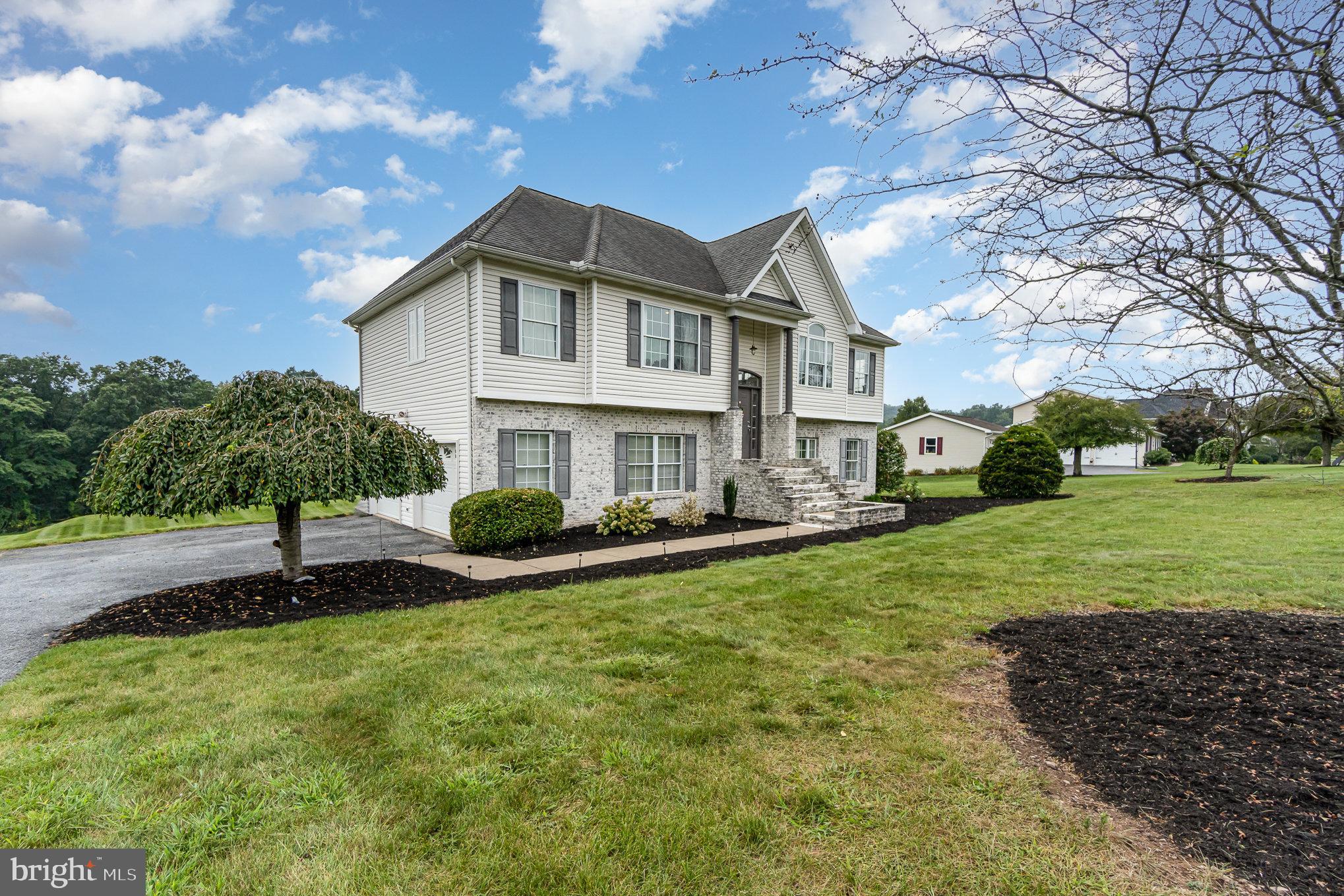 715 Ridge Road Halifax, PA 17032 - Photo 3 of 45